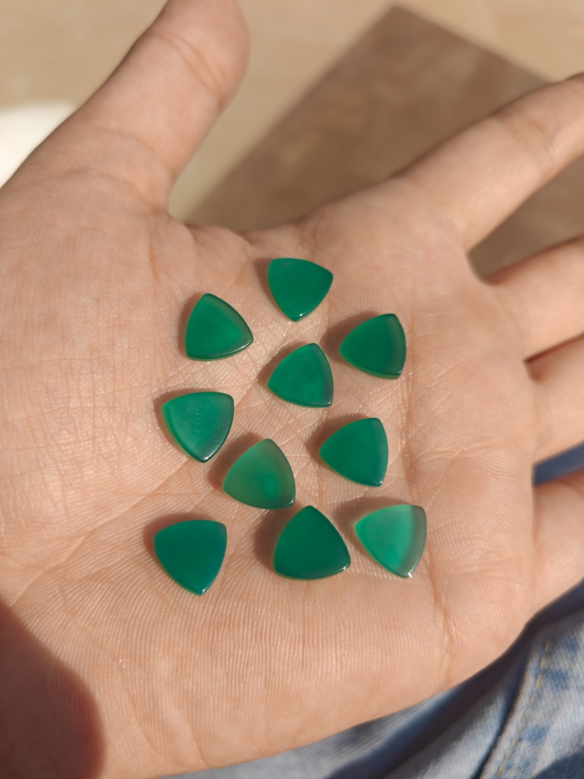 Natural Green Onyx Trillion Bothside Flatback 10mm To 25mm Loose Gemstone