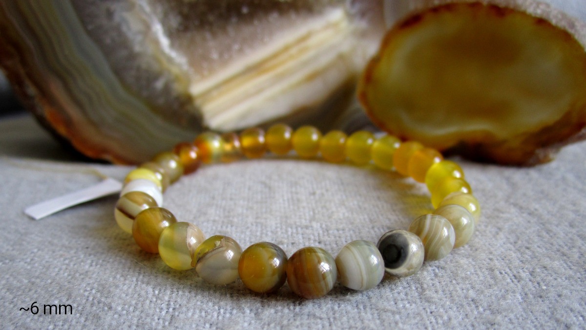 Honey / Amber Agate Bracelet • Approx Ø 6mm / Approx 15-22cm • Elastic