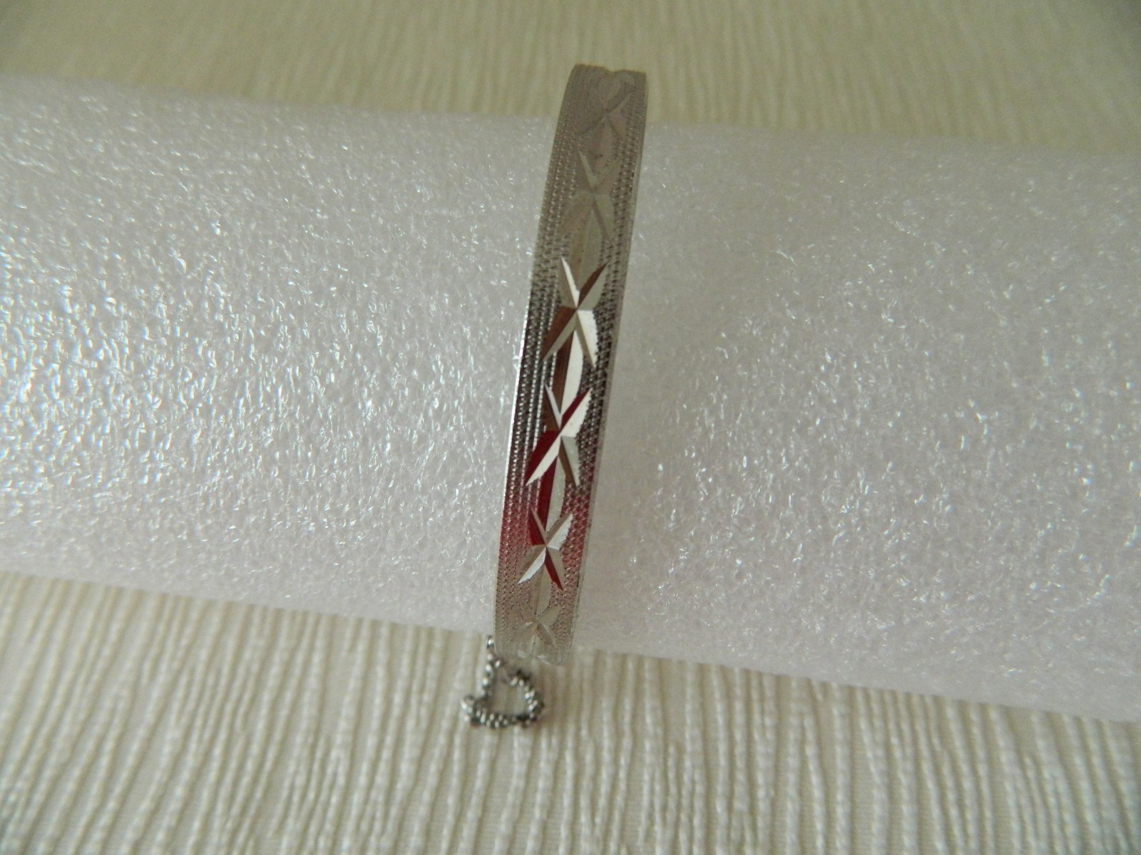 Vintage BRACELET Bangle ETCHED Silver Color With Safety Chain Jewelry