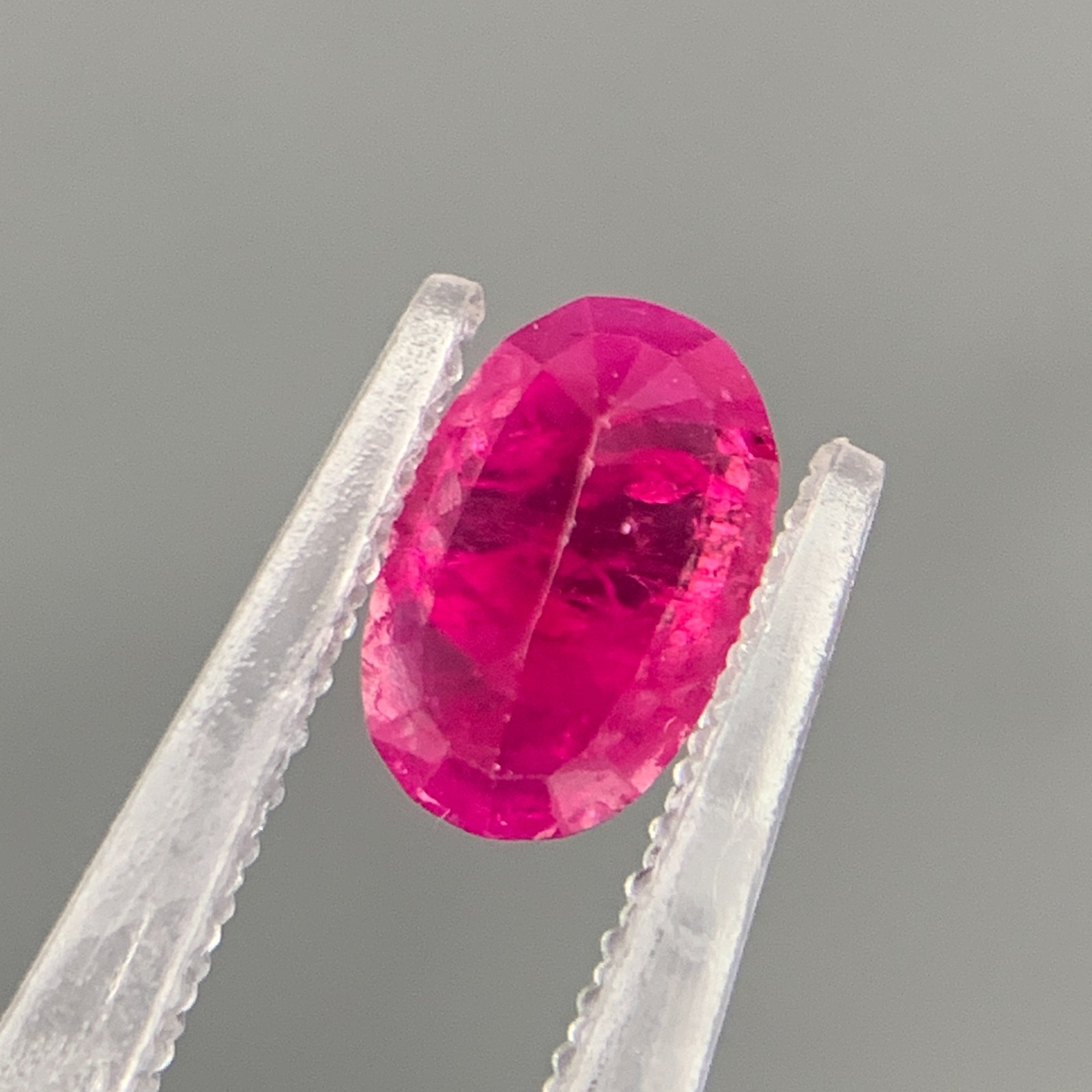 Natural Faceted Ruby Oval Cut Loose Gemstone-1.39 Carats
