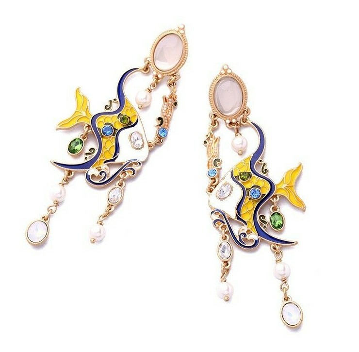 US Seller Betsey Johnson Metallic Jewel Fish Dangle Earrings Blue Yellow Pearl