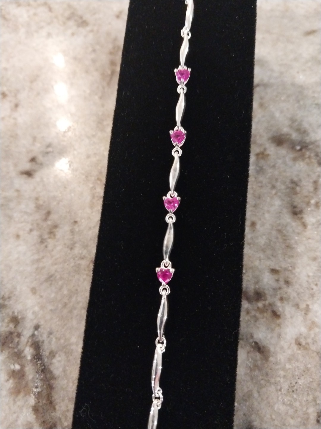 Lab Created Ruby Heart Station Bracelet in Sterling Silver (7.25 In) 1.35 ctw