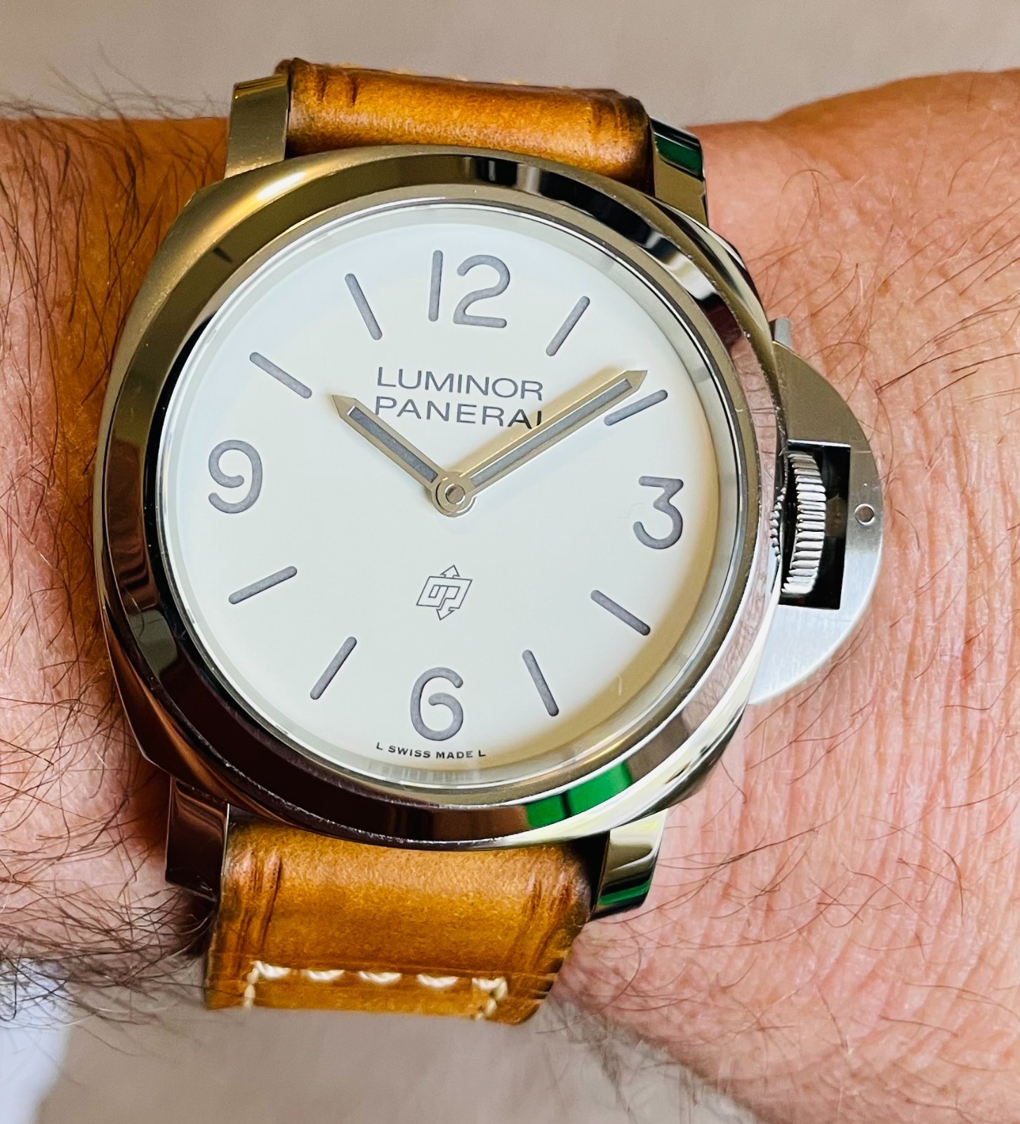 Panerai Luminor 1087 White Dial Watch 44mm – PAM01087 FULL SET & EXTRAS!