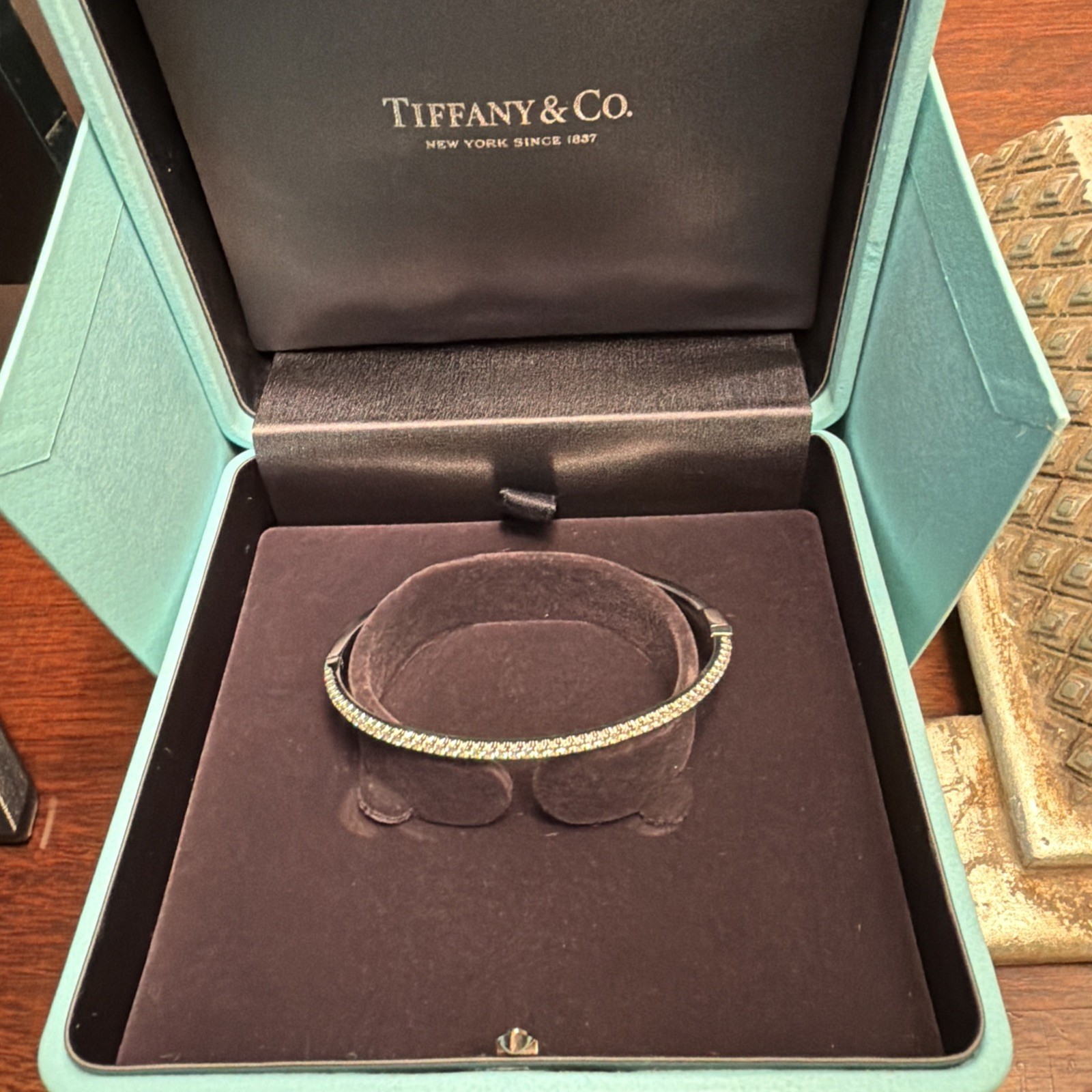 TIFFANY & CO. 18K WHITE GOLD NATURAL DIAMOND METRO BANGLE BRACELET LARGE