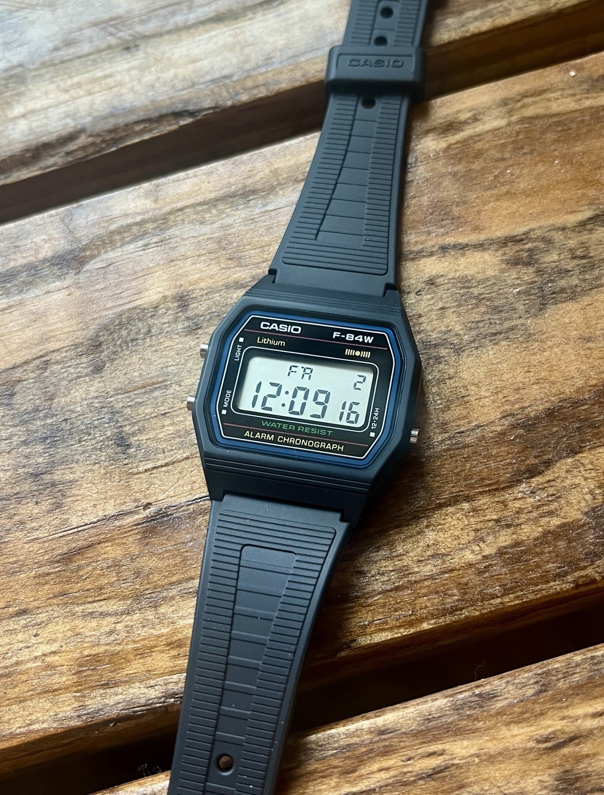 [U.S. SELLER] NEW CASIO F-84W-1QJH Standard Digital Sport Watch Japan Import