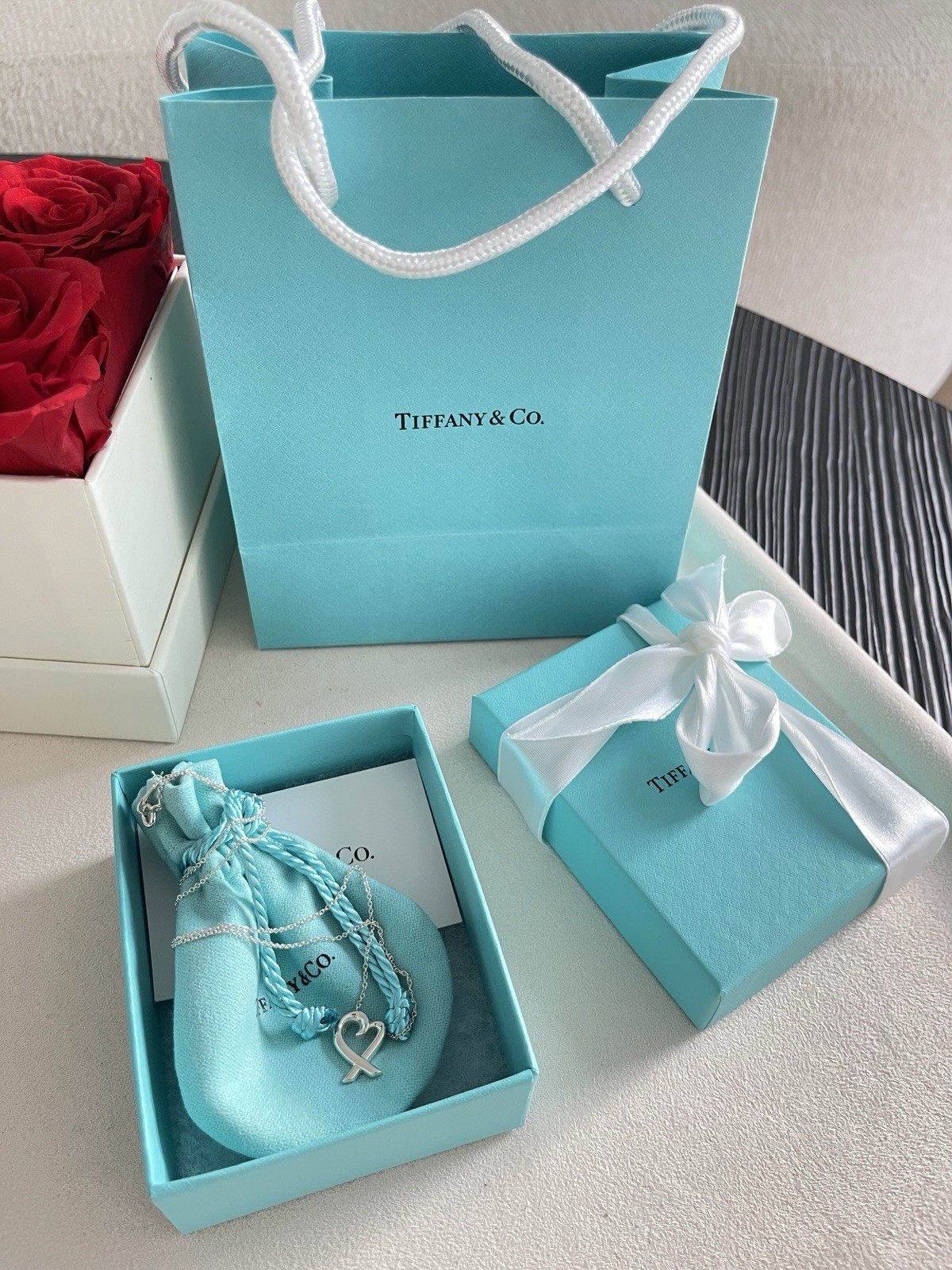 Tiffany & Co. Paloma Picasso Loving Heart Pendant Necklace 16.25″ Silver