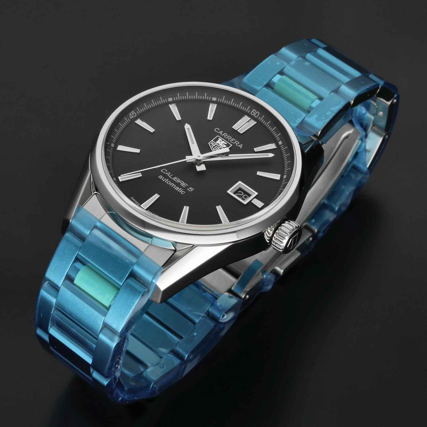 2018 TAG Heuer Carrera Calibre 5 Automatic WAR211A.BA0782 Unworn NOS Full Set