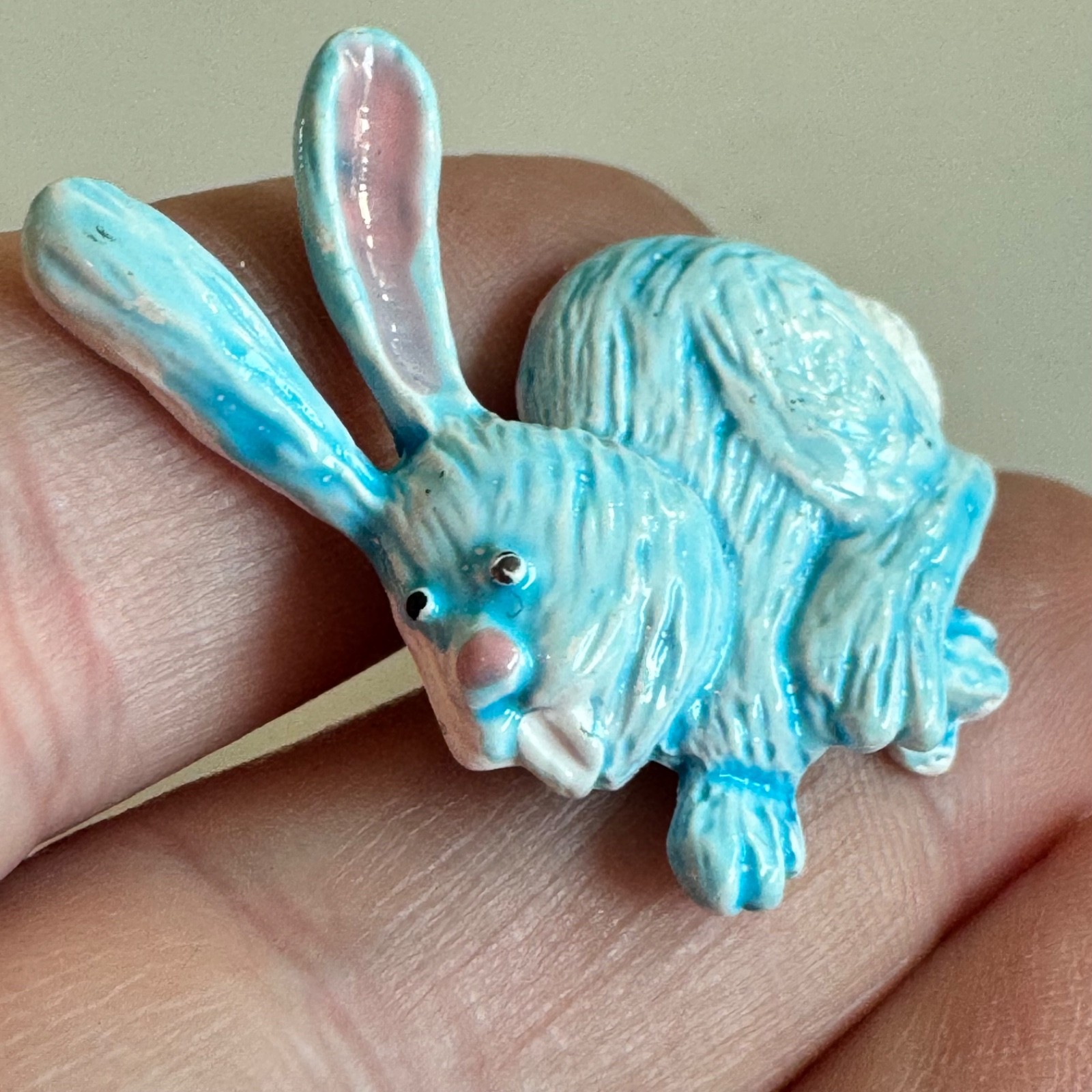 Vintage Enamel Blue Bunny Pin – Crouching Rabbit Animal Lapel Badge Easter