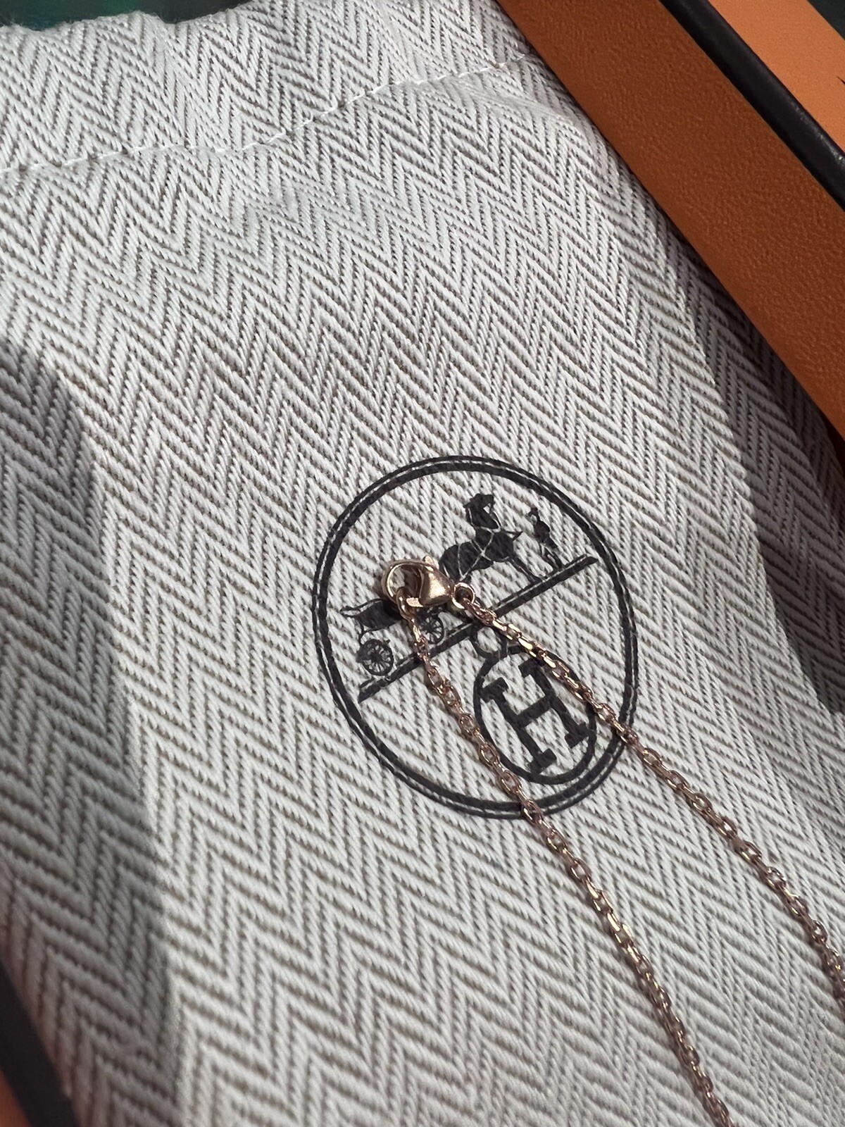 Brand New Hermes mini Pop H Necklace Rose Extreme Rose Gold Plated Hardware