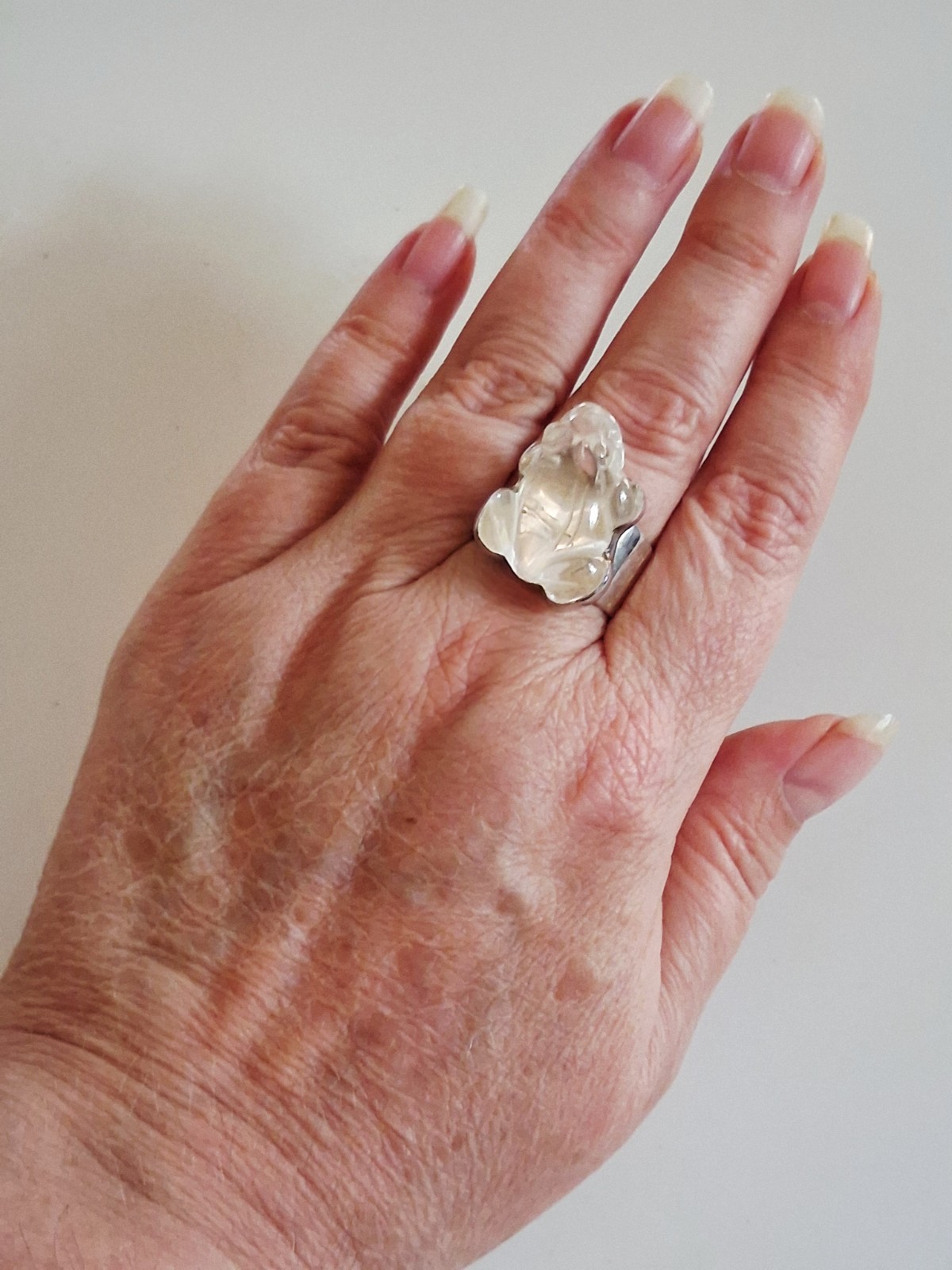 Hand Carved Rock Crystal Quartz Frog Statement Ring Size 10 Sterling Silver NIB