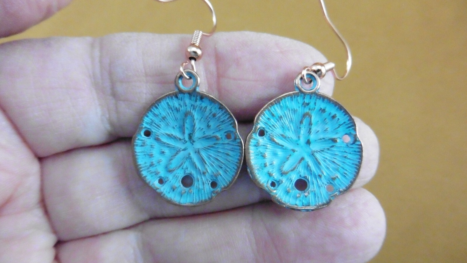 (ee805-1) copper 3/4″ diameter Sand dollar dangle earrings sea shell jewelry