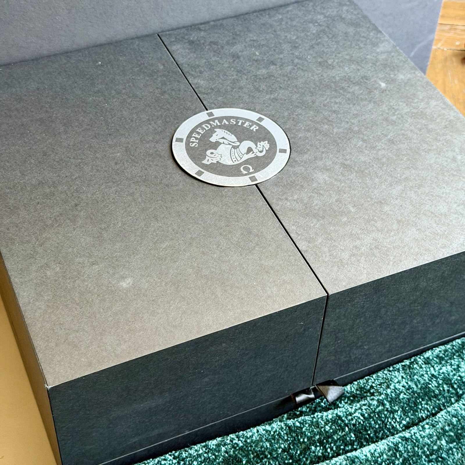 Omega Speedmaster Moonwatch Sapphire Sandwich 42mm B&P 311.30.42.30.01.006