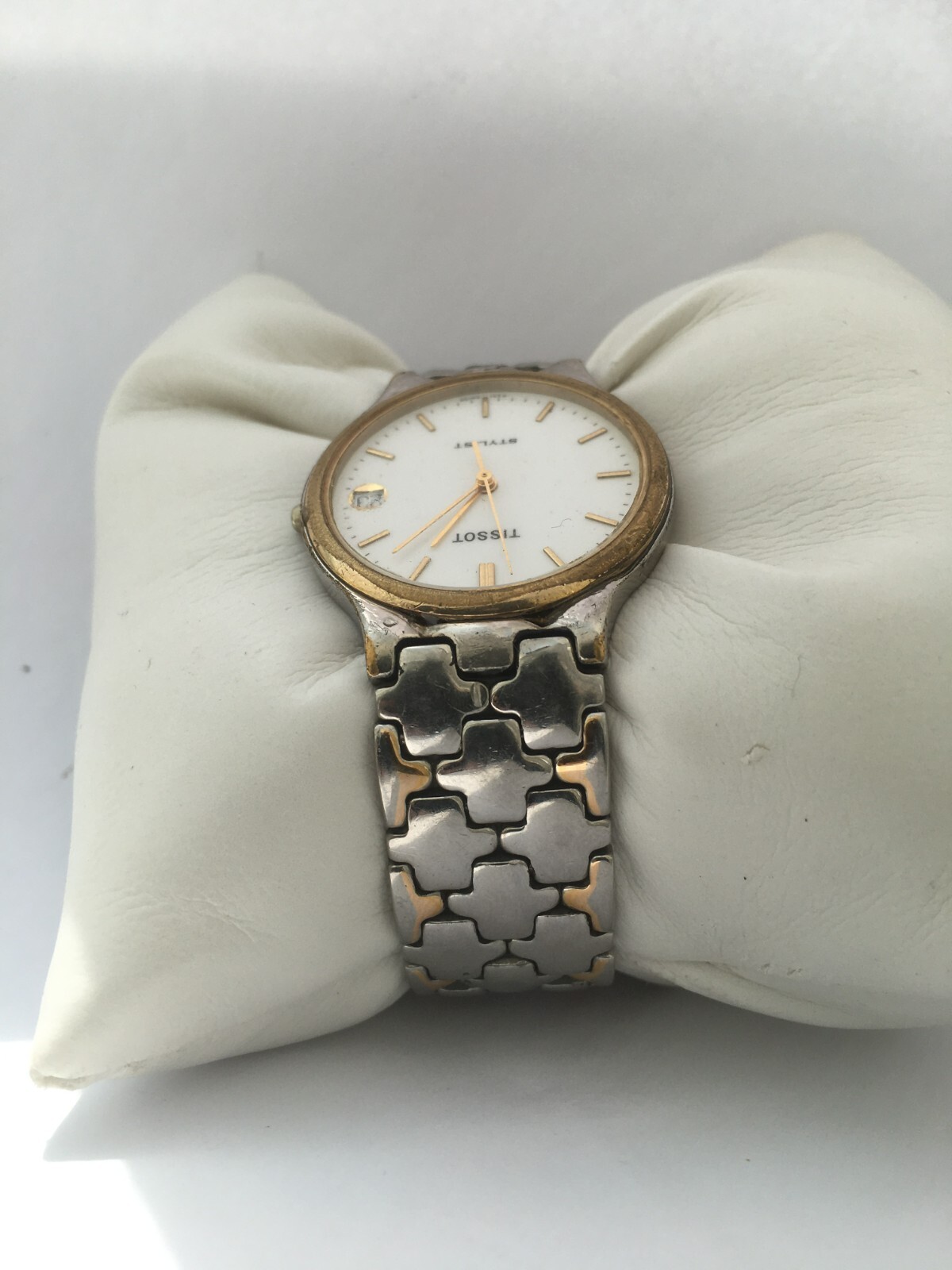 Tissot Made in Switzerland Unisex Quartz Bracelet Watch K251 17 CM Wrist Size