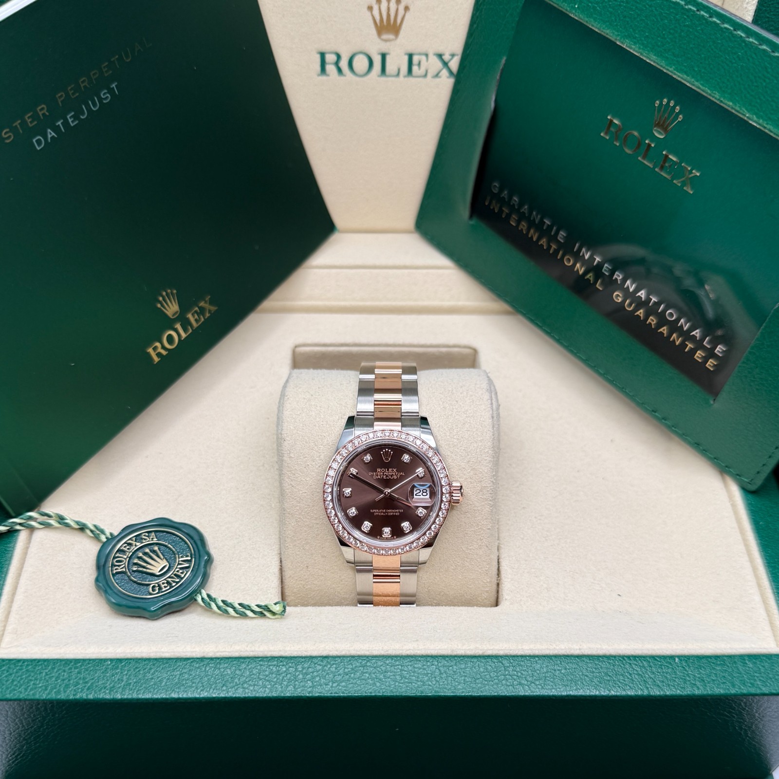 Rolex Lady-Datejust NEW 2026 Chocolate Diamond Two Tone Rose Gold Diamond Oyster