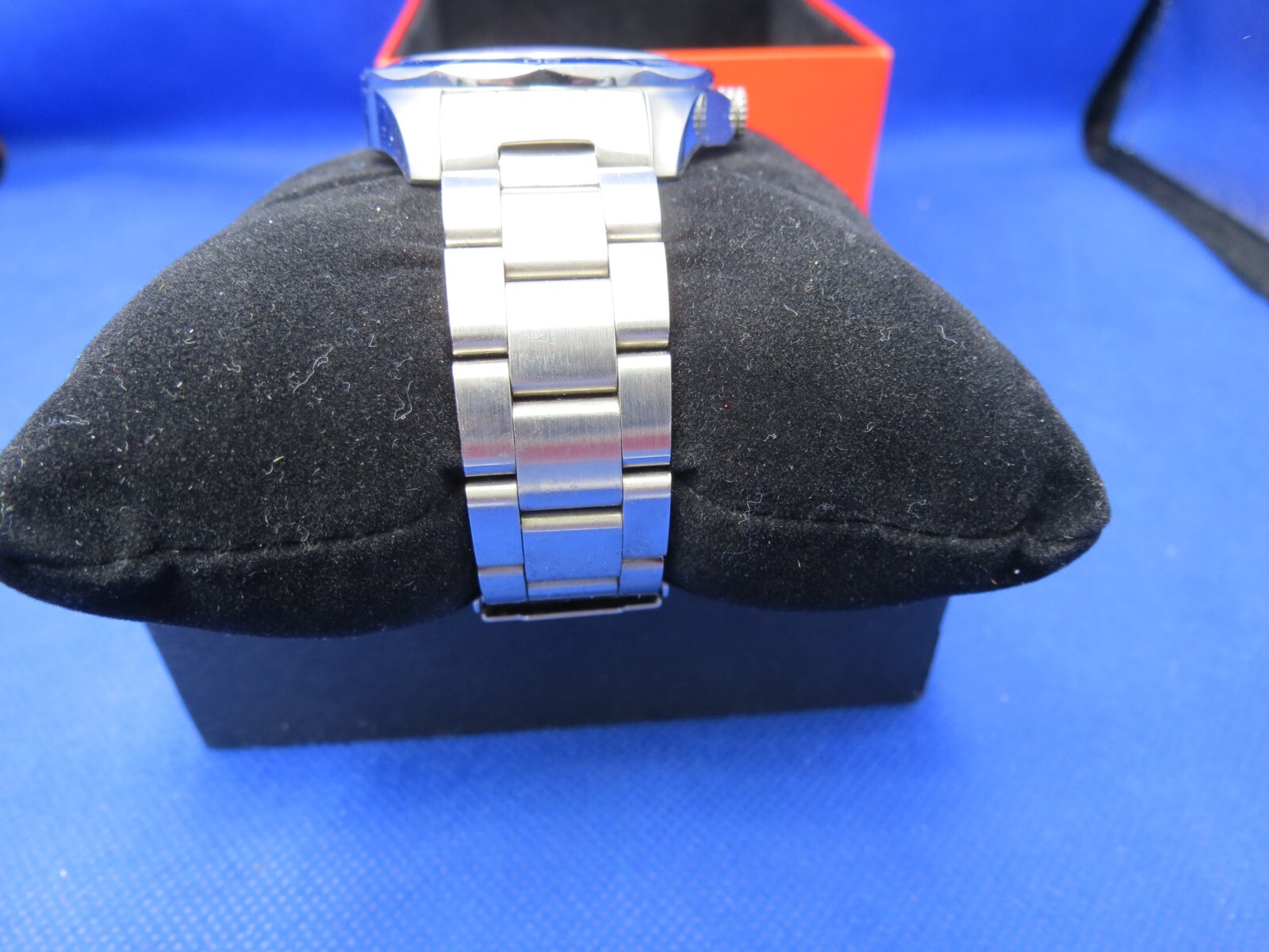 VOSTOK EUROPE 2432/0325026SS BLUE DIAL SS DAY AND NIGHT WITH BOX & LINKS