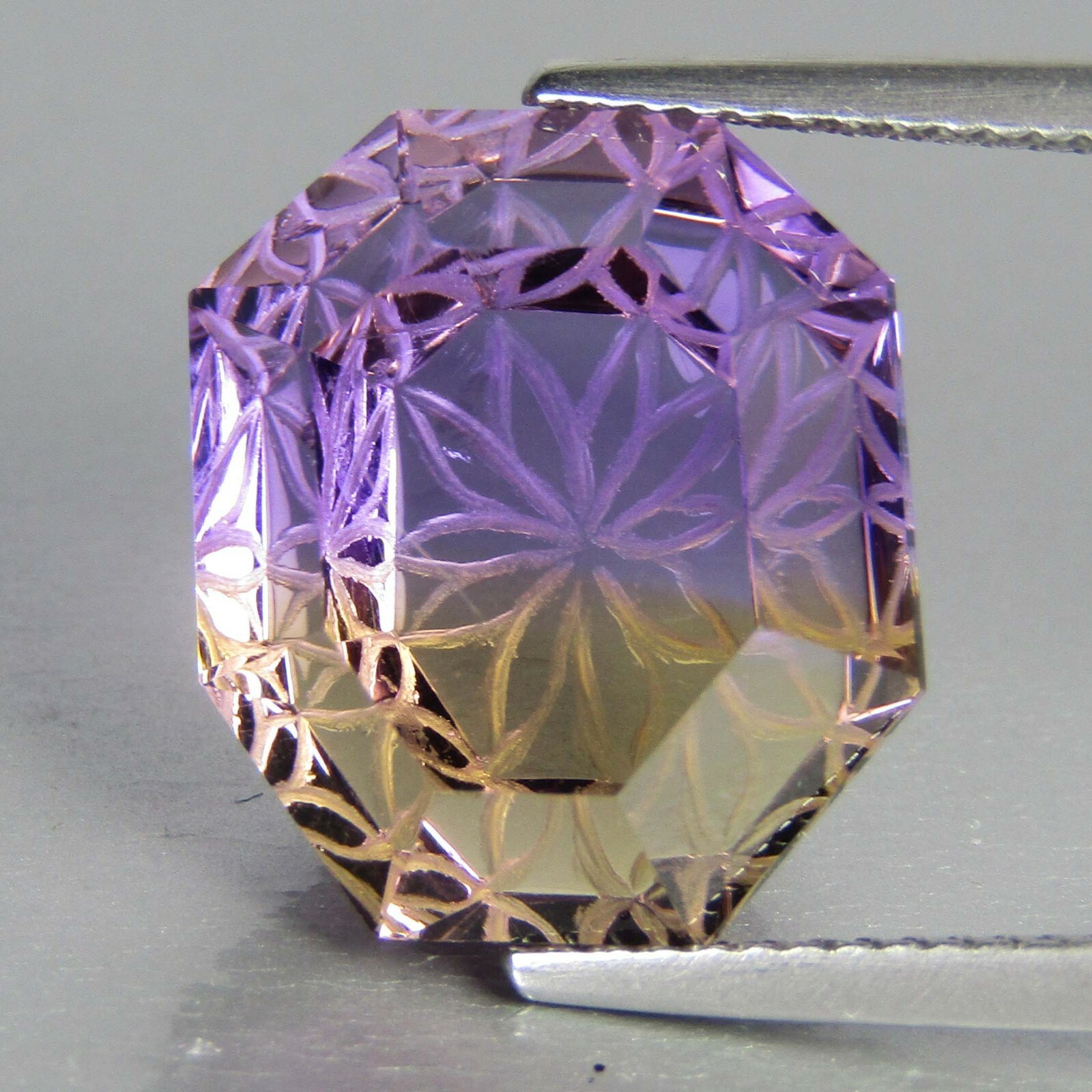 13.45Cts Stunning Natural Ametrine 15.3×13.3x9mm Fancy Carving Gemstone Ref-VDO