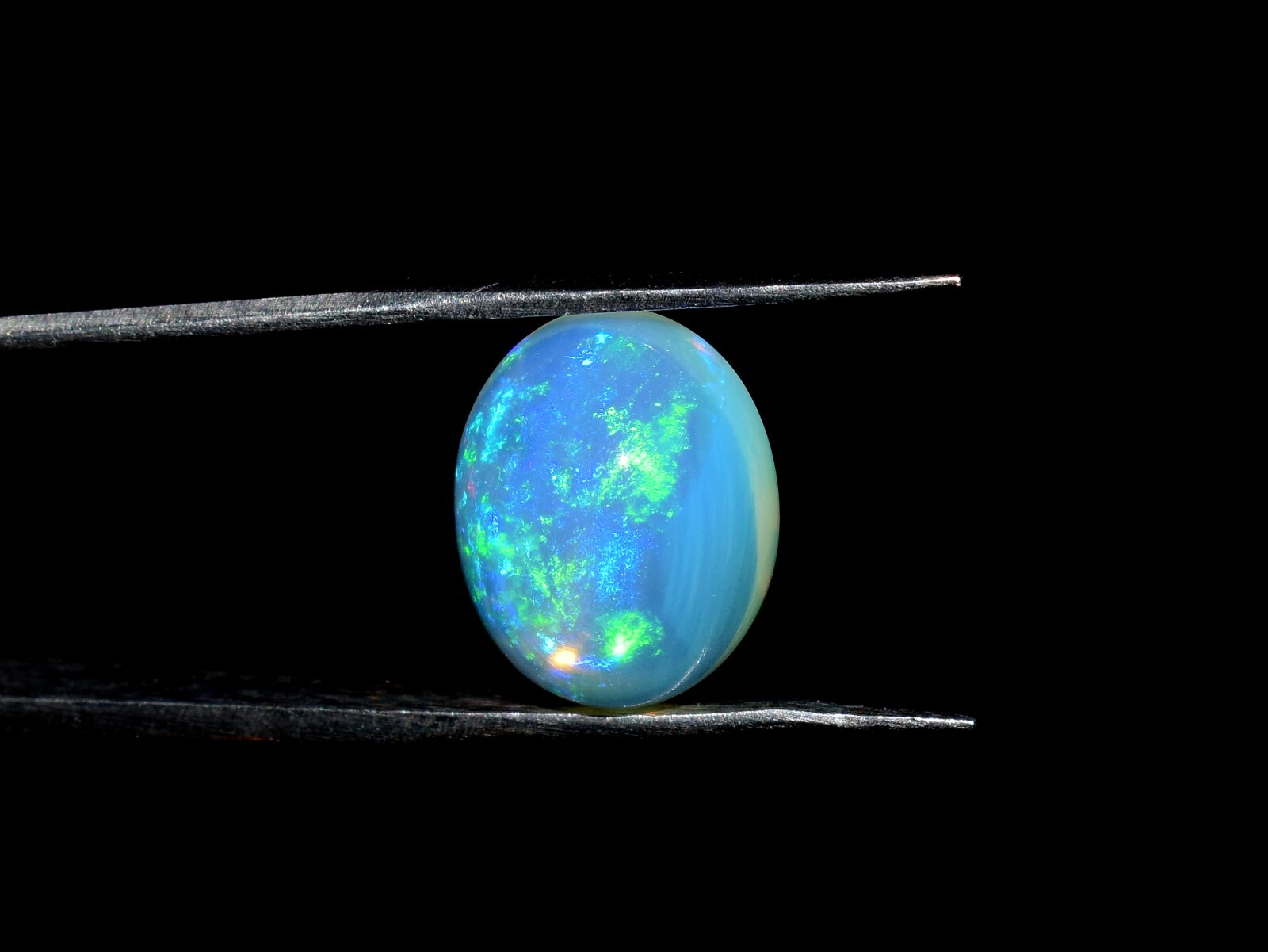 6 ct Naturel Ethiopian Welo Fire Opal Cabochon Loose Gemstone 14×11.5×7.5 mm