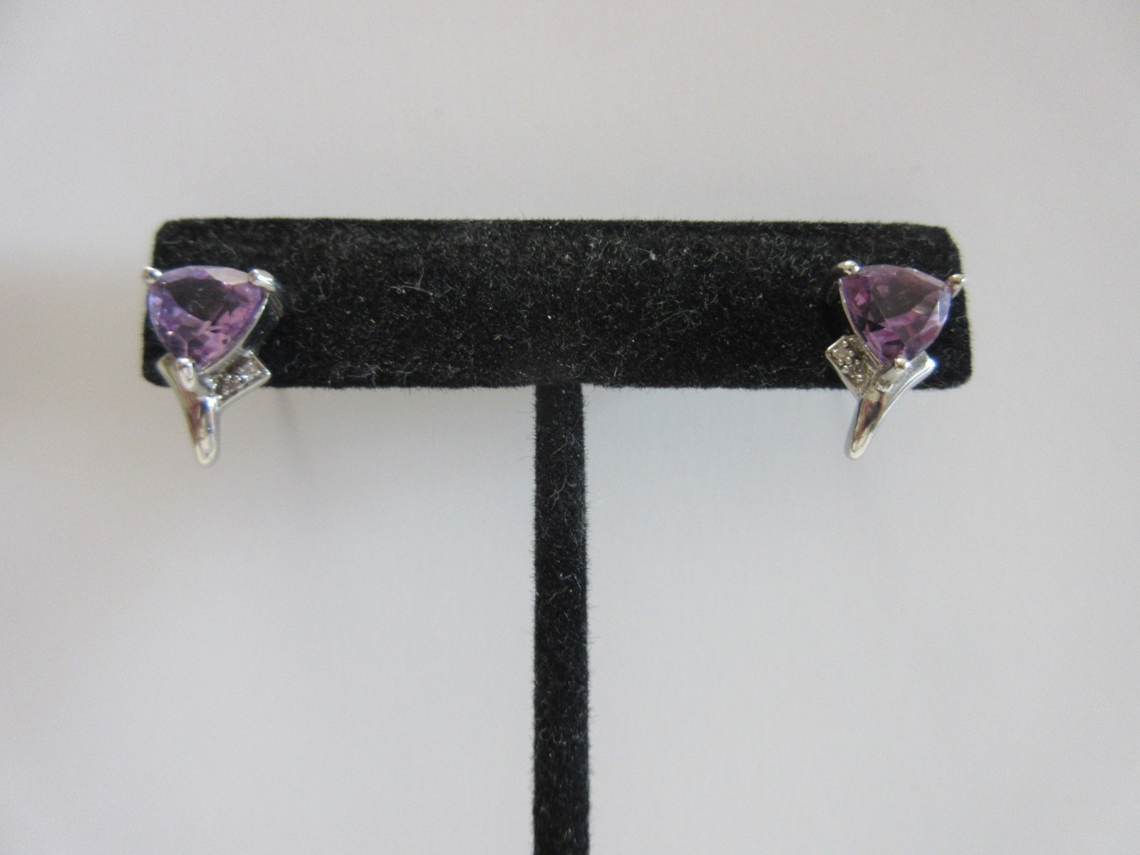 STS Chuck Clemency 925 Sterling Silver AMETHYST Pierced Earrings 3.2 grams