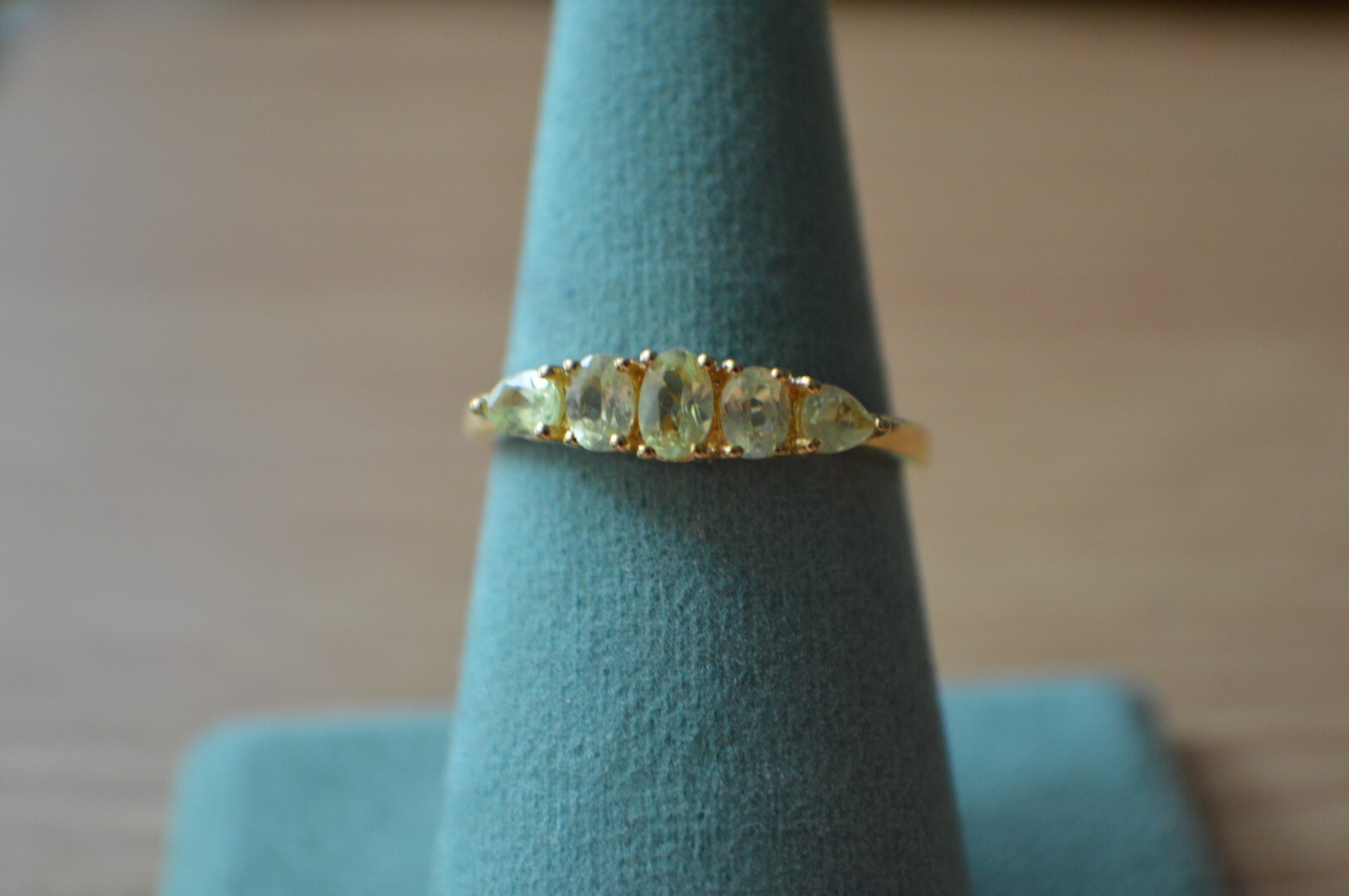 1.00ct Brazilian Canary Chrysoberyl 5 Stone Ring 14K YG over Fine Silver Size 6