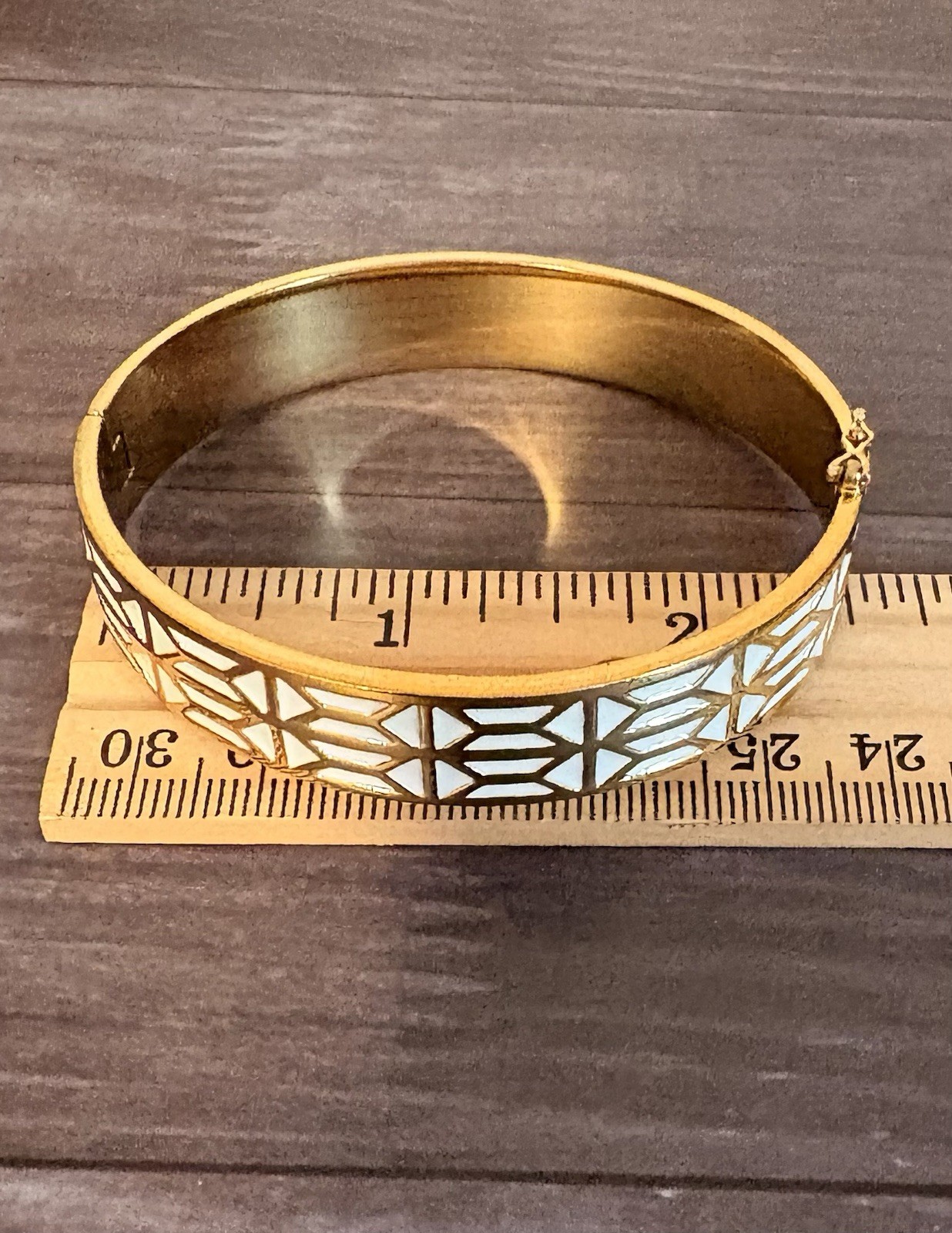 Stella & Dot Breezeblock Enamel Bangle & Gold Tone Buckle Bracelet Stack Set