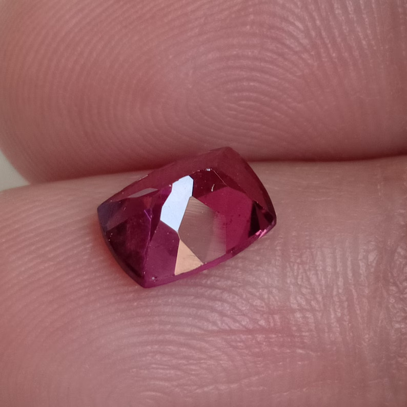Natural Pyrope Almandine Rhodolite Cushion Cut Loose Gemstone AGR Certified 2 Ct