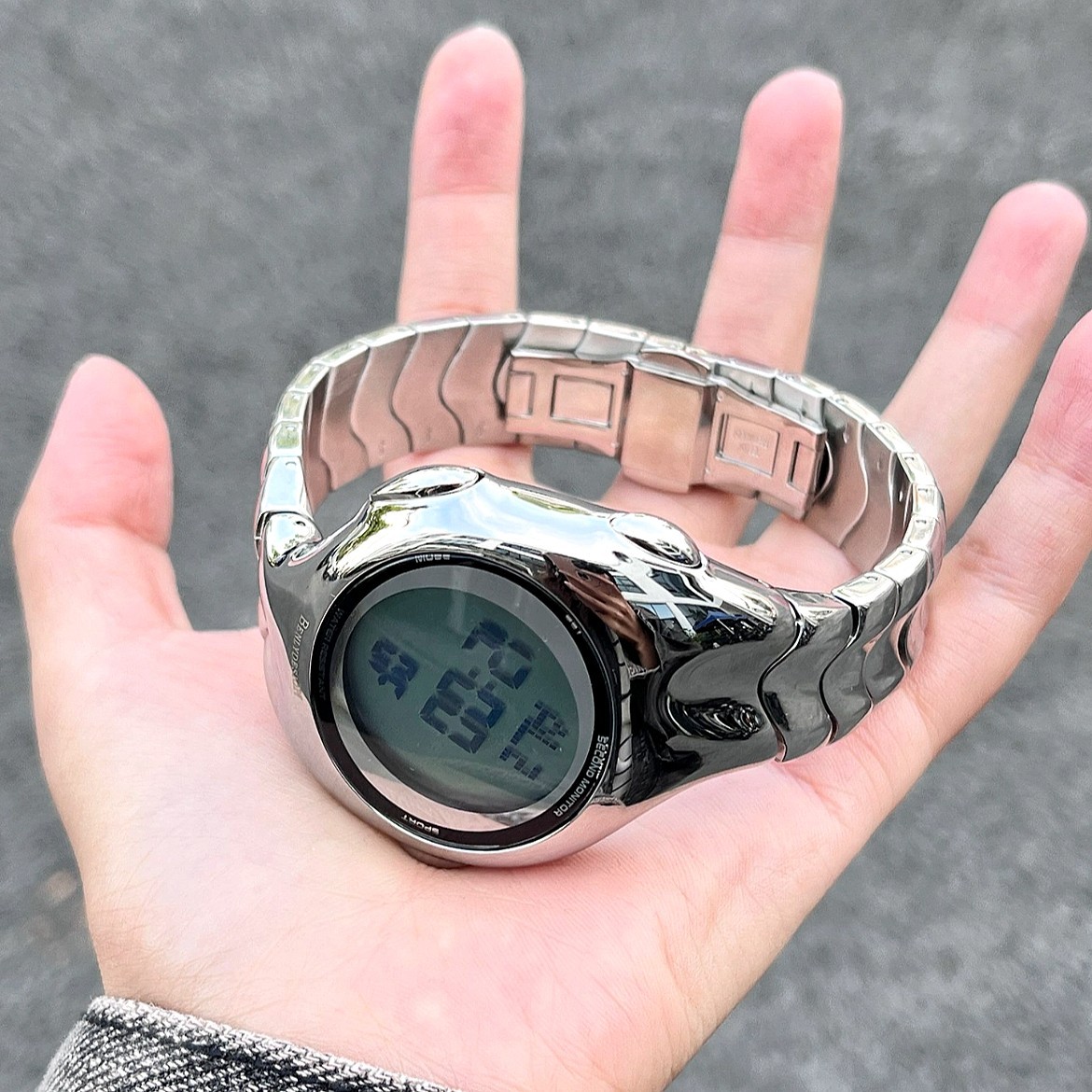 “Y2k Watch” X5000-Digital, Homege to 2000s, Vintage&Future style, Quarz watch