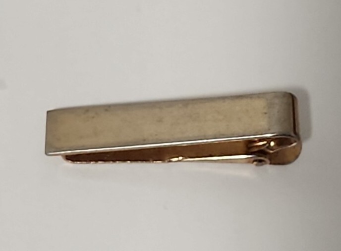 Unique Vintage SWANK TIE BAR CLIP CLASP STAY Gold Tone Smooth Front Low Profile