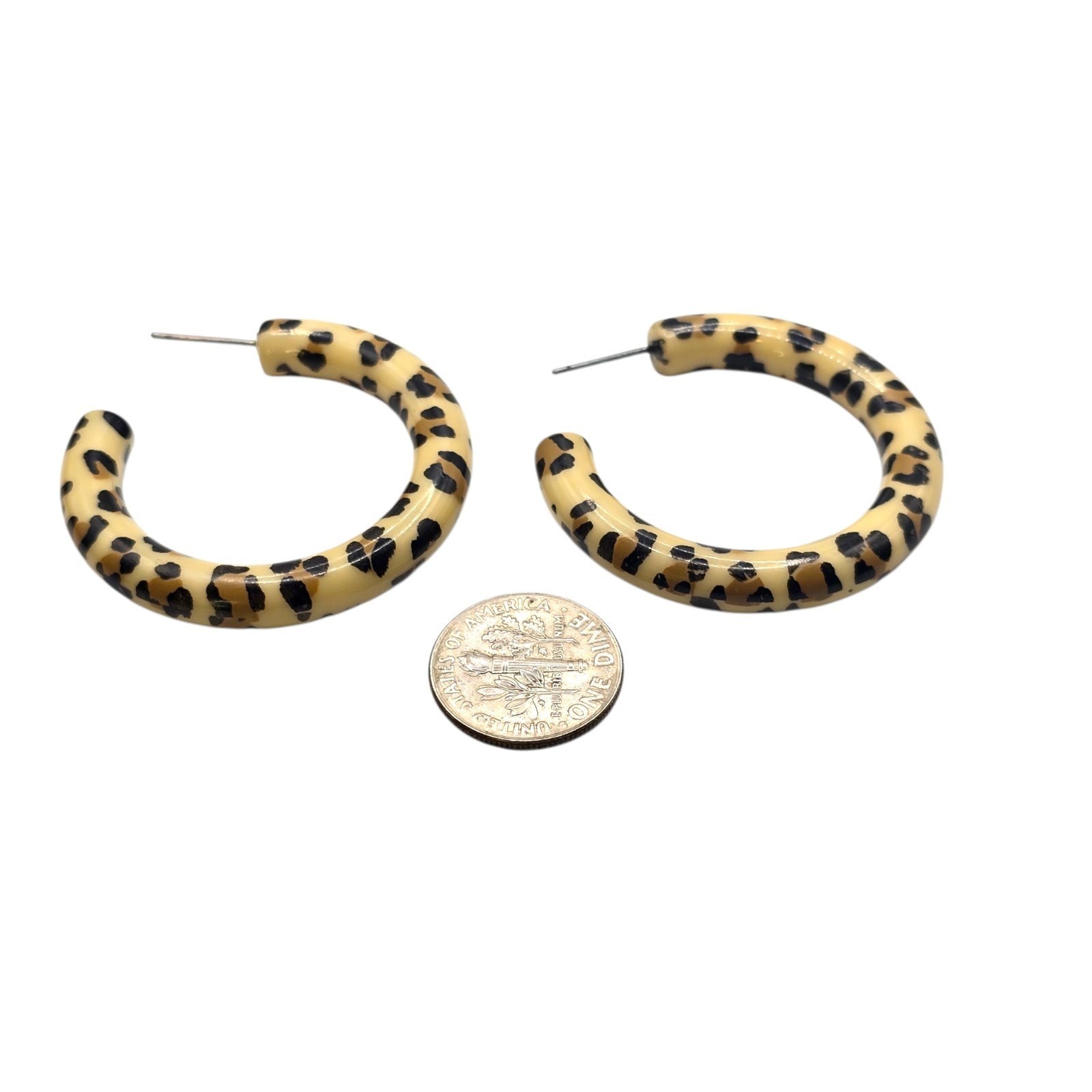 Earrings Leopard Print Camy Cheetah Hoop Acrylic Pierced Statement SKU 3372