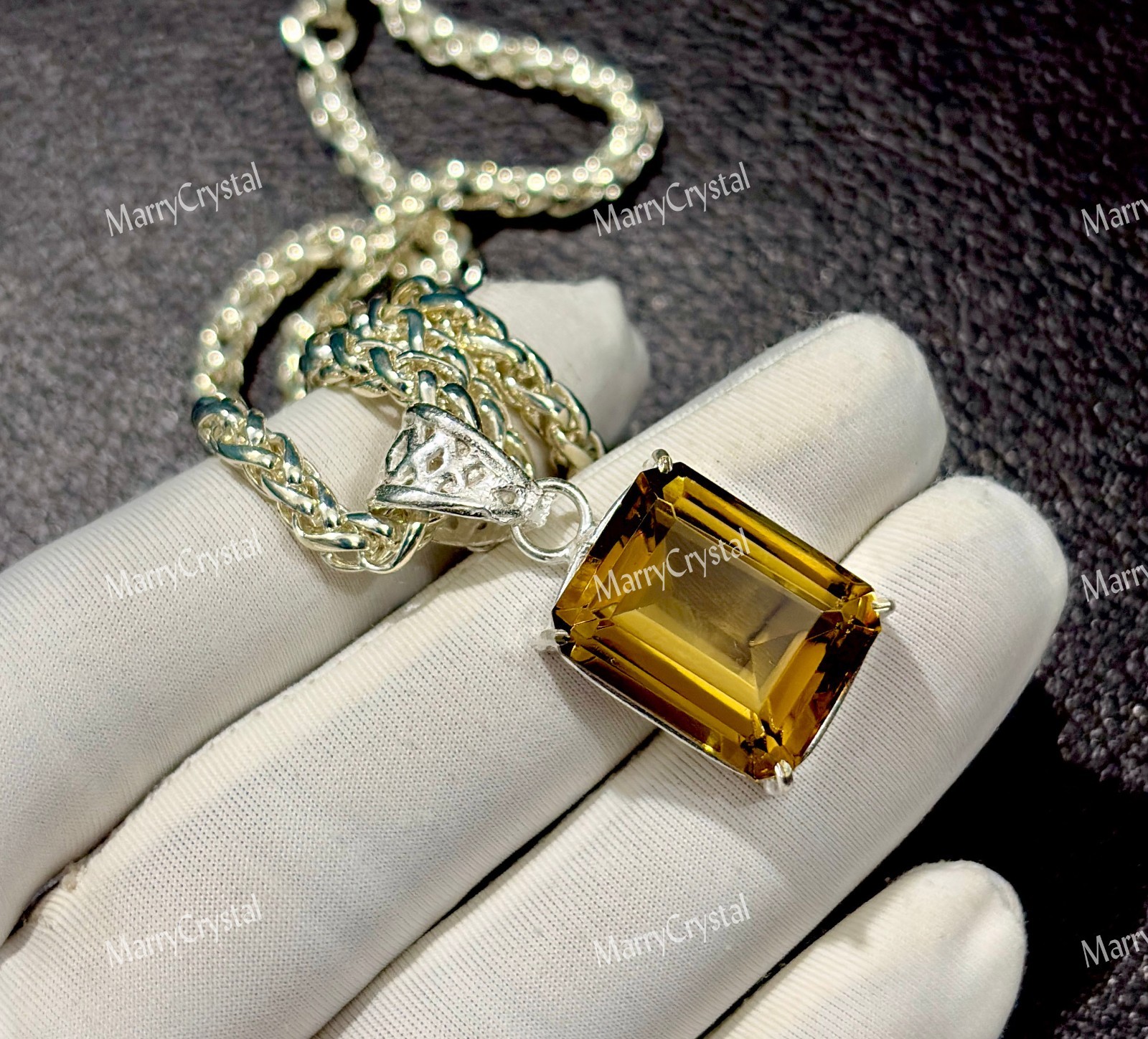 Color Changing Zultanite Glass German Silver With 18″ Chain Loose Gemstone