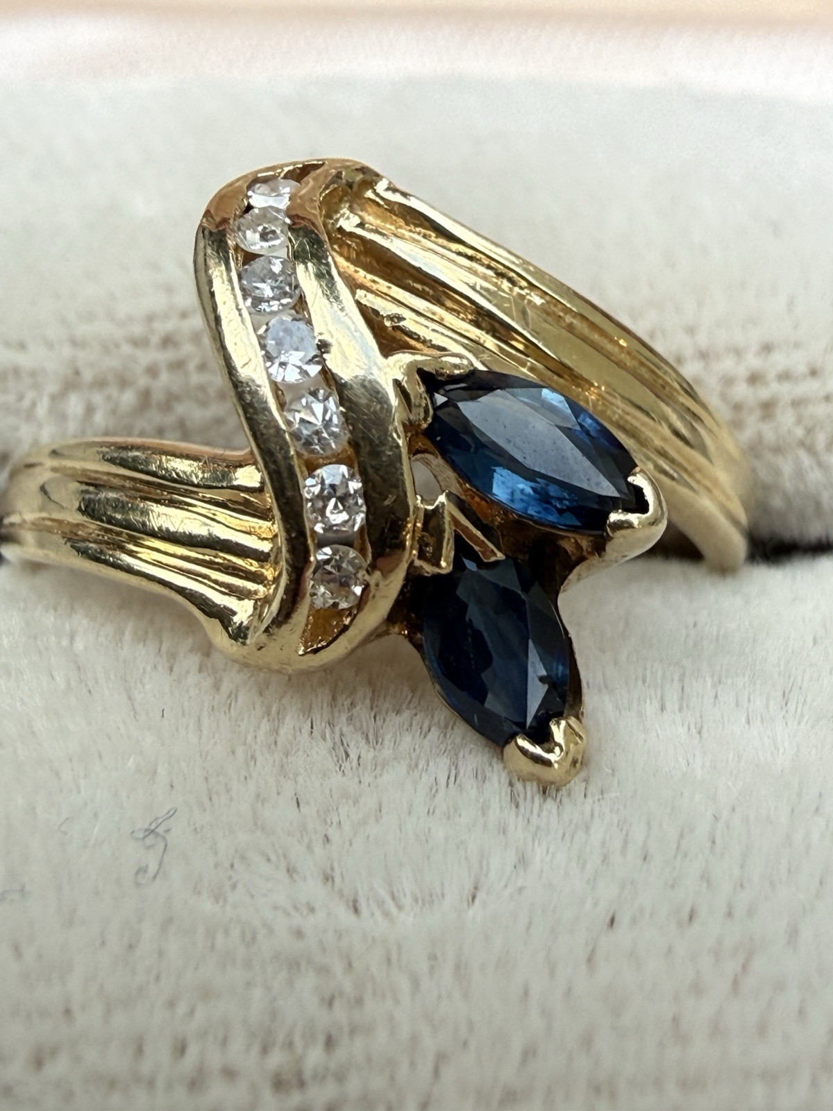 Vintage 14k Yellow Gold Channel Diamond And Marquise Sapphire Bypass Ring Sz4.5