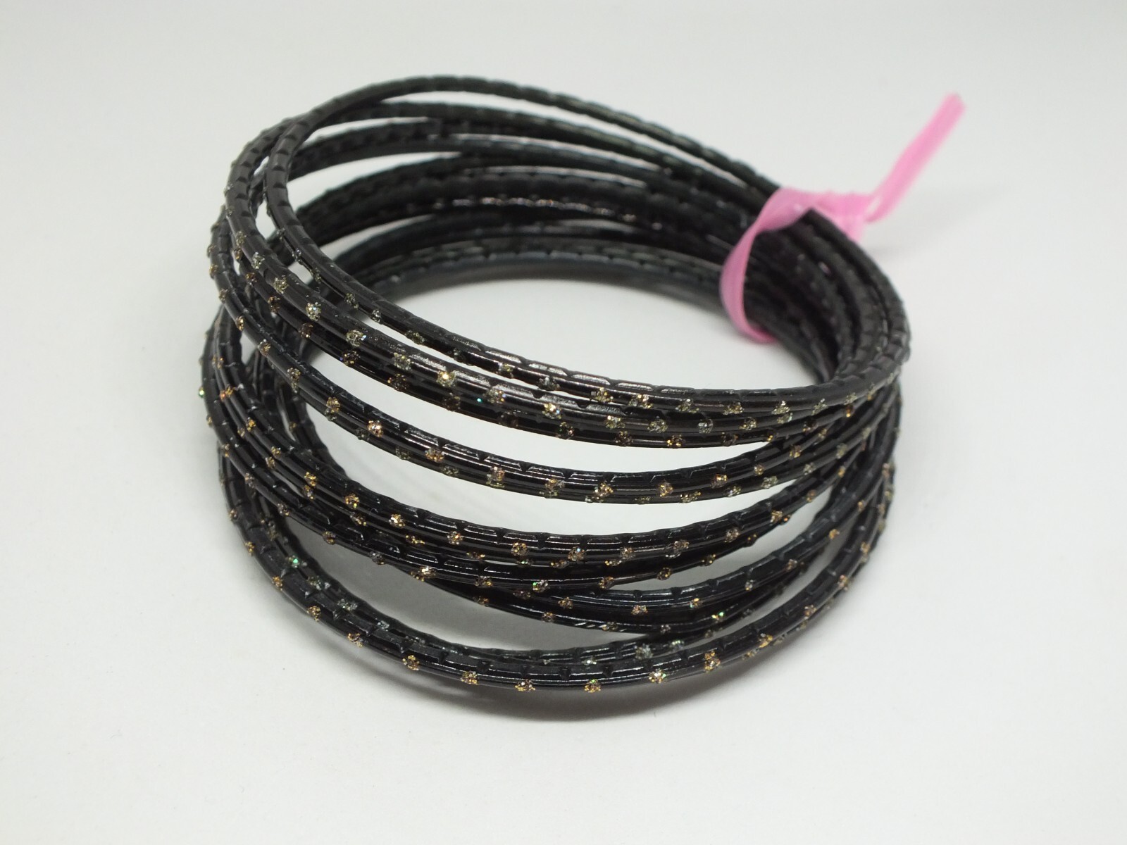 Beautiful Bangle Bracelet Set 13 Black Glitter Flecks 2 3/4″ Acr 1/16″ Wide Each