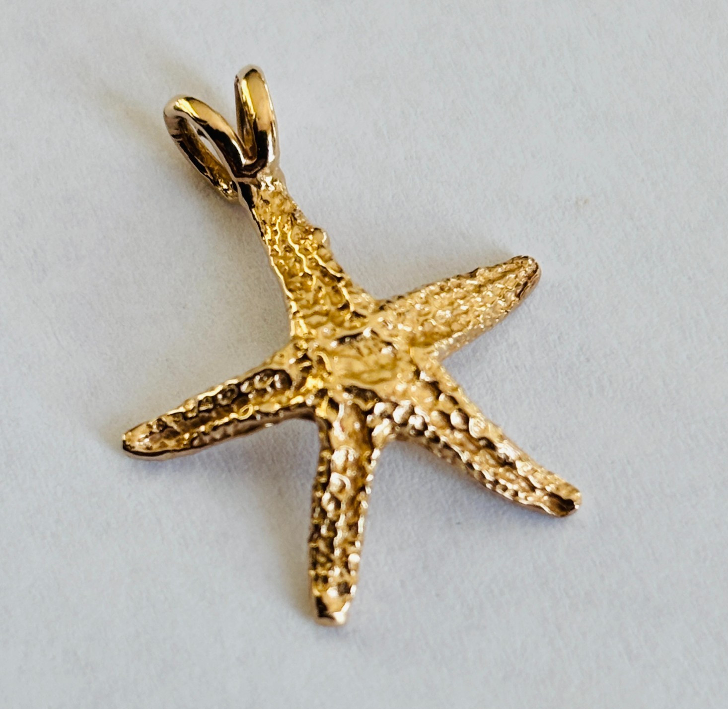 Vintage 14K Yellow Gold Starfish Nautical Beach Sea Life 1″ Pendant 1.5g