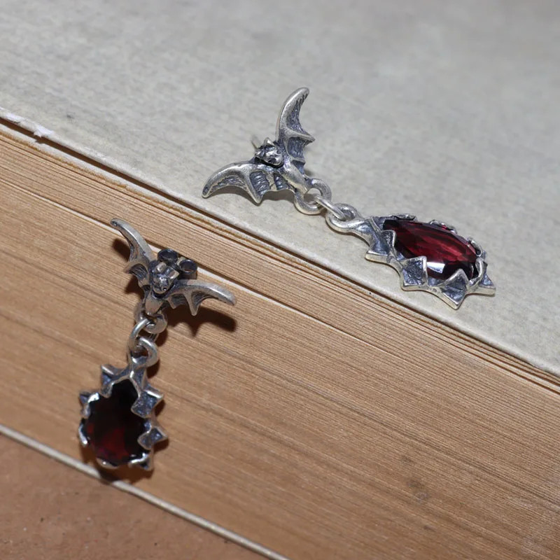 Retro Gothic Night Bat Zircon Earrings Personality Male and Female Punk Rock