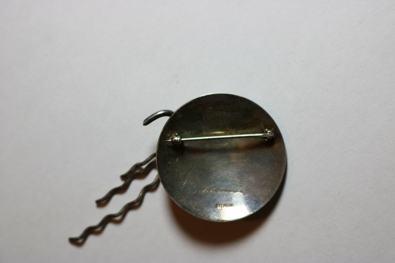 SUSAN CUMMINGS – sterling silver – Pin/Brooch – Signed