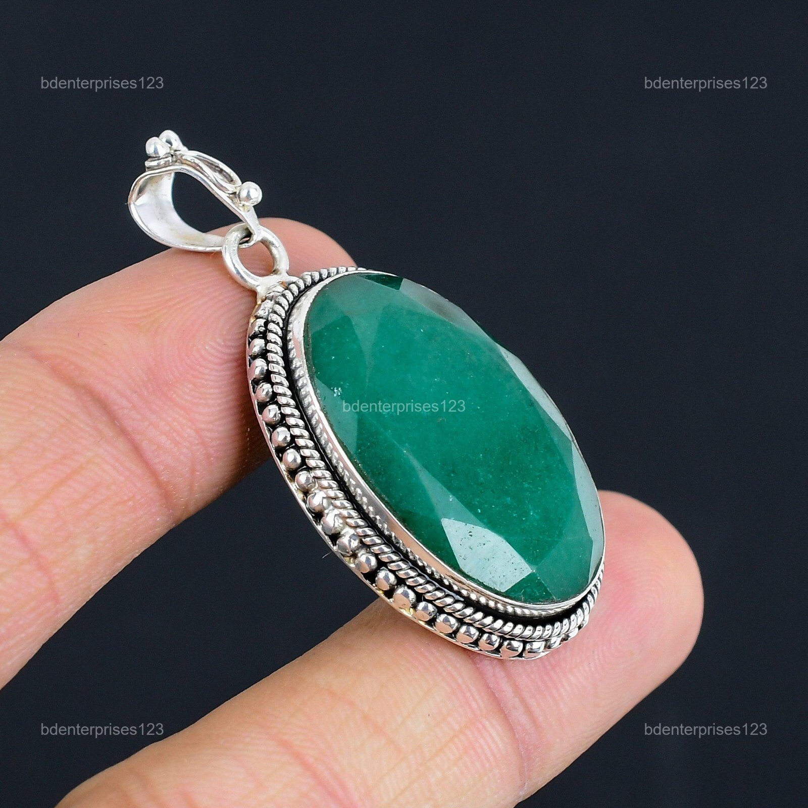 Oval Natural Zambian Emrald Anniversary Unique Trendy Pendant Jewelry 925 Silver
