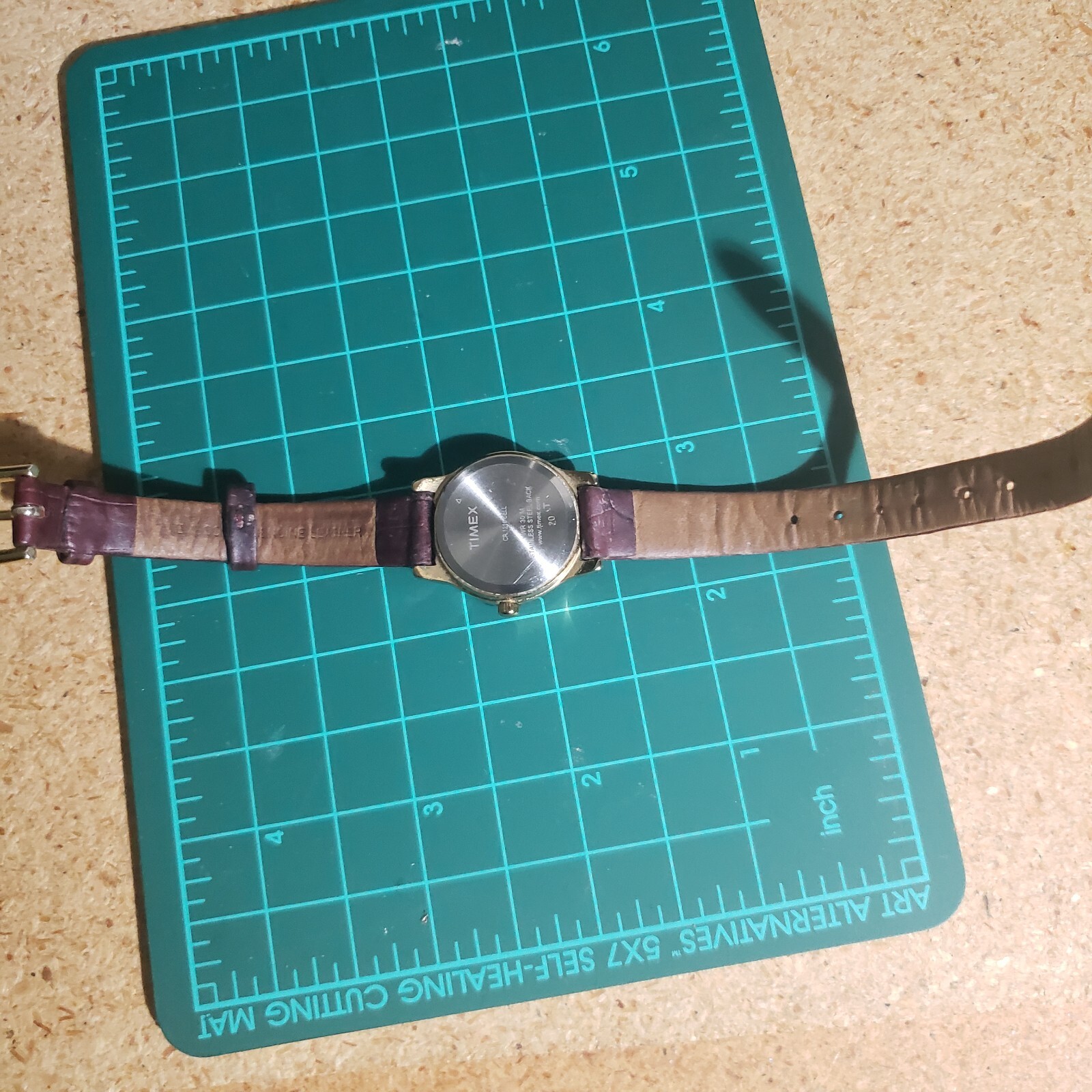 Timex Watch Women Gold Tone Date Leather Band Indiglo WR 30M New Battery
