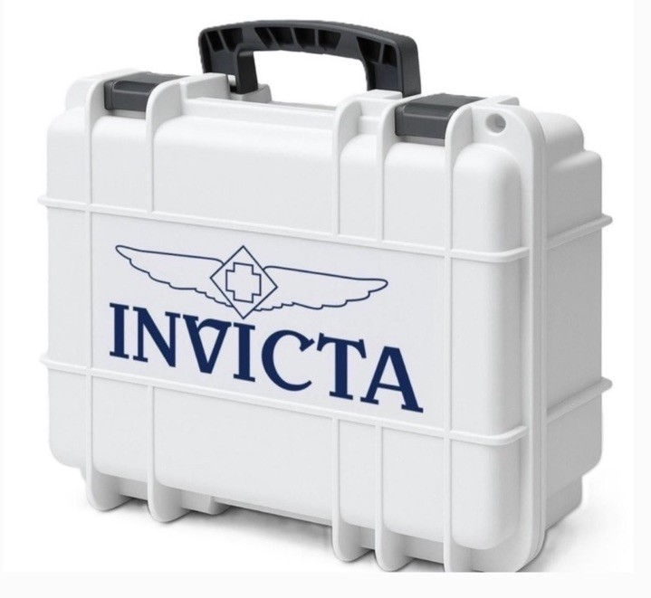 New 8 Invicta x Activa Watch Bundle Lot. You Get All 8 In An Invicta 8 Slot Case