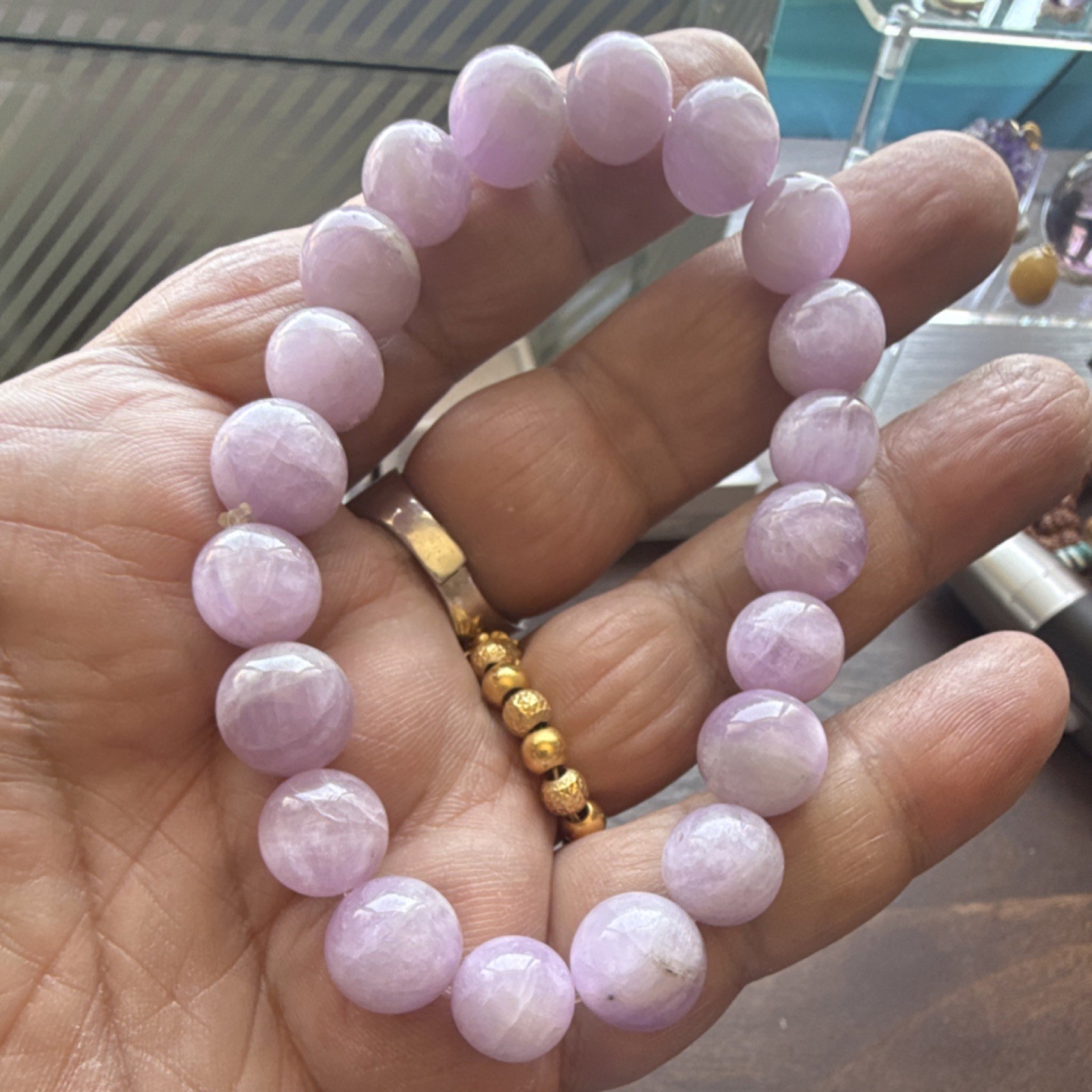 Kunzite Purple Stone Stretch Beaded Bracelet Round 10.8mm Beads No Clasp