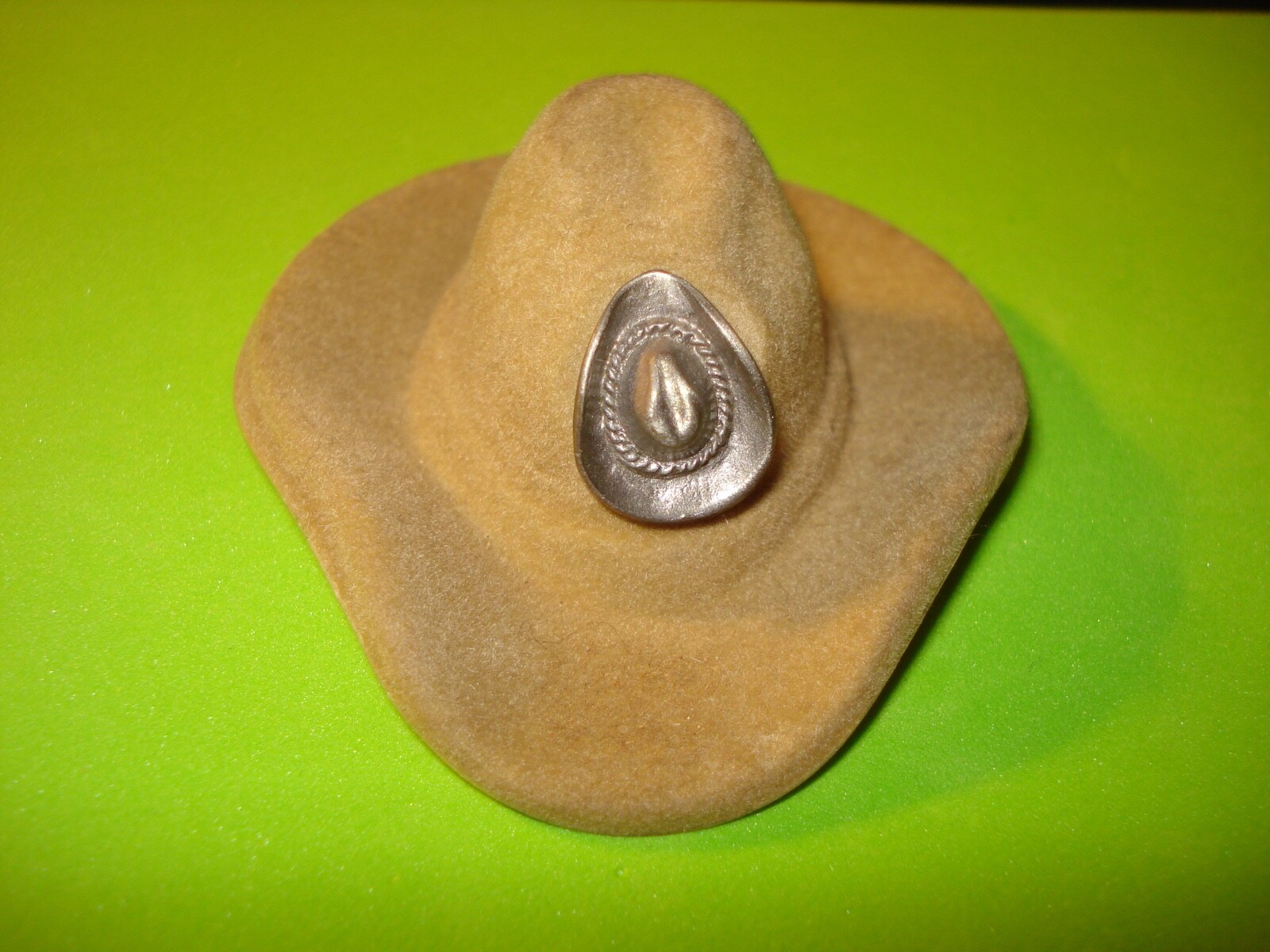 Vintage Meta lCowboy HatTac Pin With Cowboy Hat 80’s