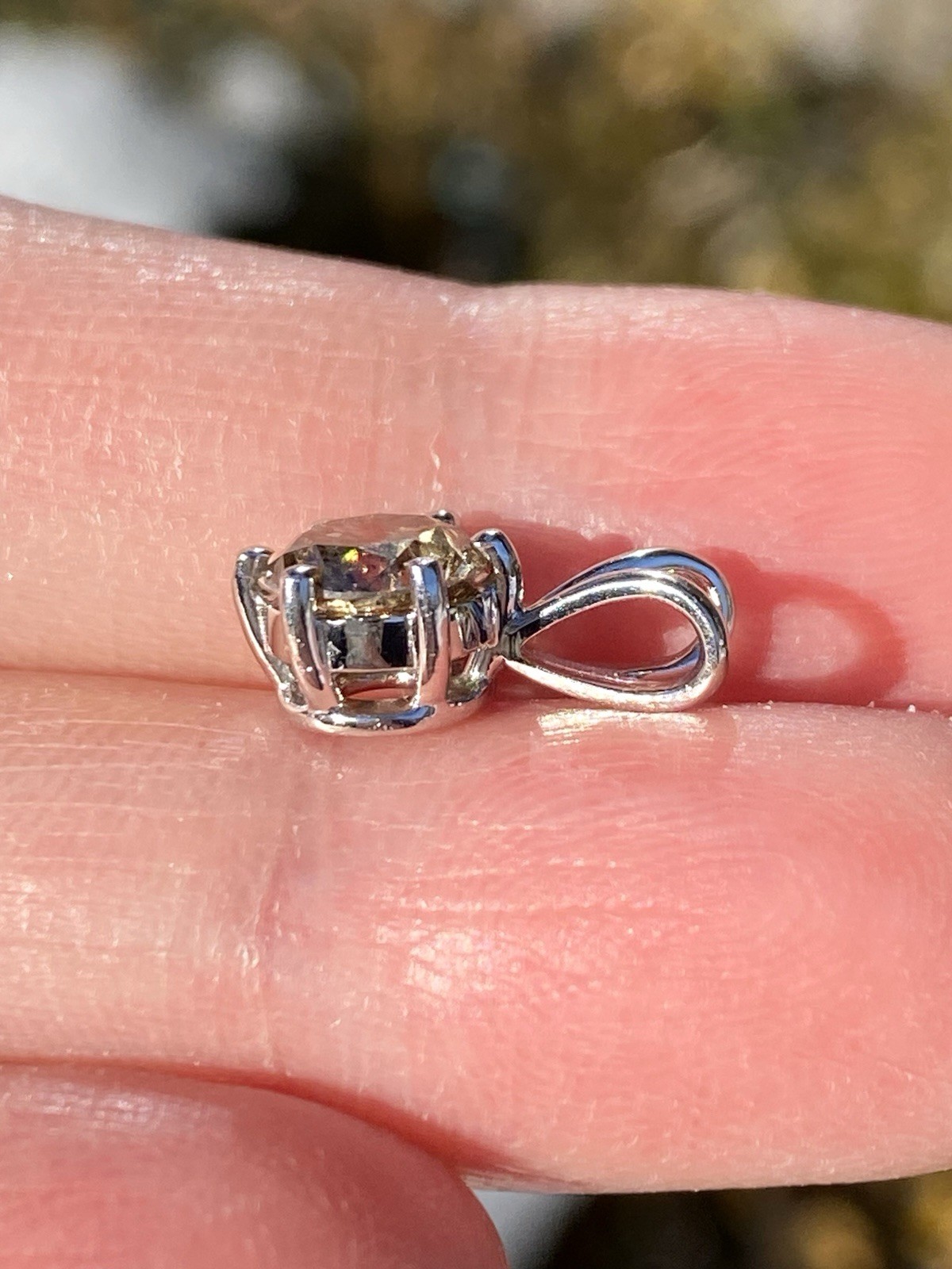 0.98CT 100% Natural Yellow Diamond Solitaire Platinum Pendant