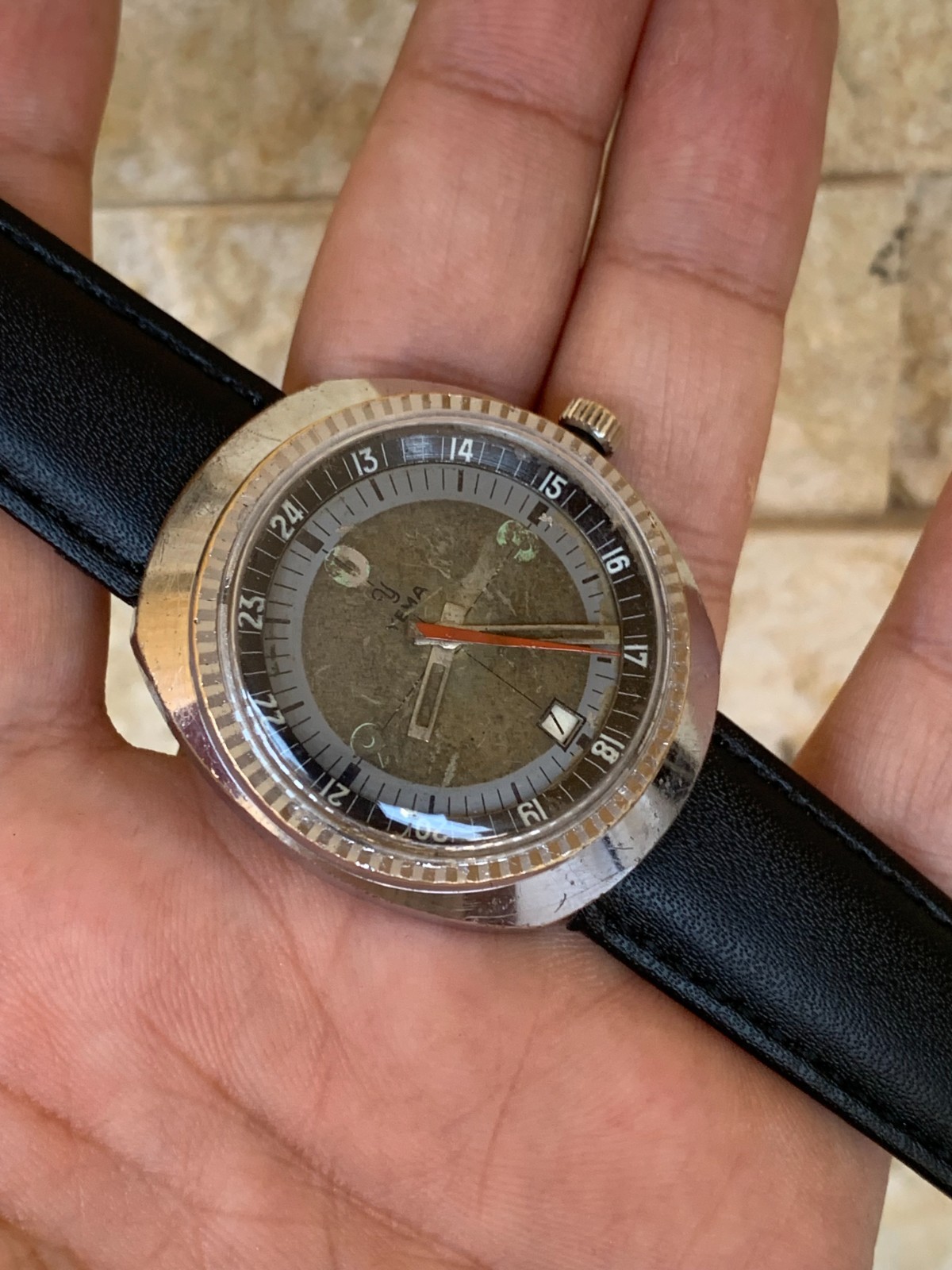 Vintage 1970s YEMA Sous-Marine Diver Watch 37mm Cushion Case Manual Wind Rare