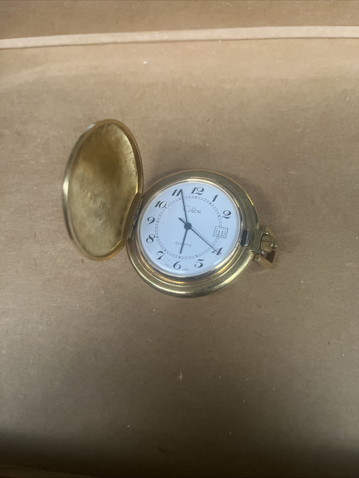 men’s vintage quartz colibri swiss pocket watch-working Condition.Gold Tone Date