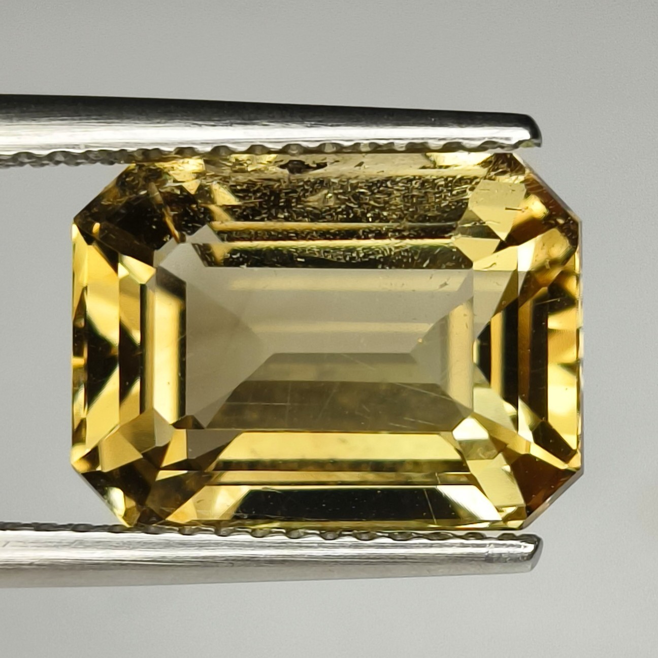 ELEGANT NATURAL5.90Cts BEAUTIFUL YELLOW BERYL OCTAGON SHAPE