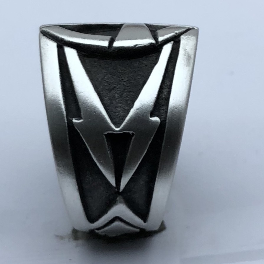MJG STERLING SILVER KNIGHTS TEMPLAR RING- LIGHTNING SIDES. 35 GRAMS. HARLEY. 11+