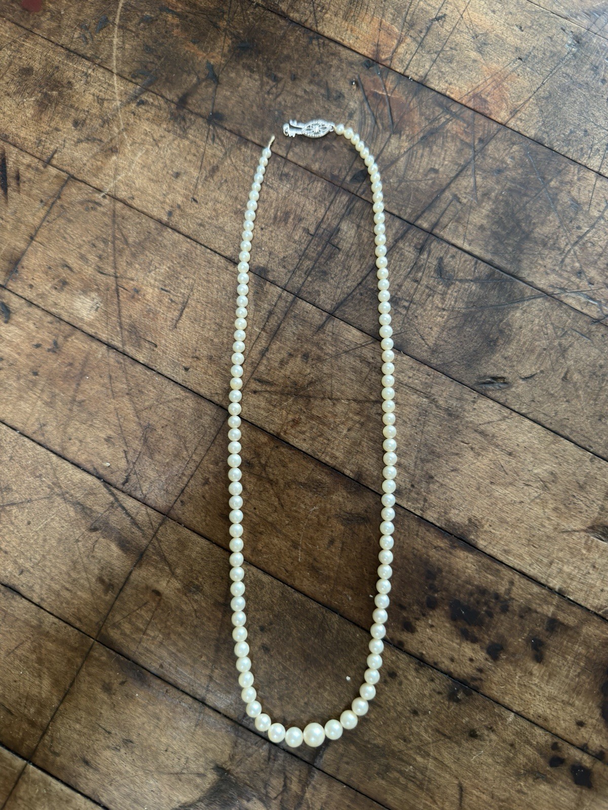 14k Gold Real Petal Necklace 16 Inch Needs Re-strung