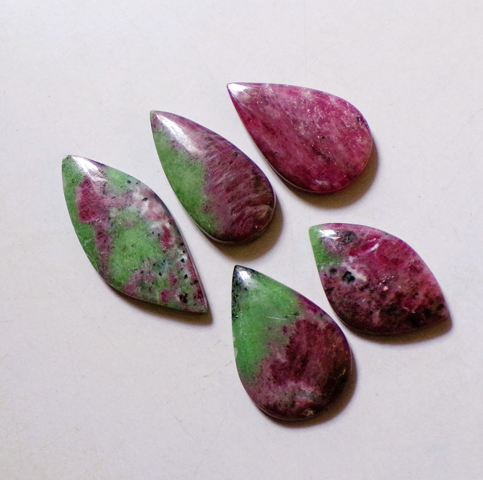 142.70 Cts Natural Ruby Zoisite 05 Pcs Lot Loose Cabochon Gemstone 01