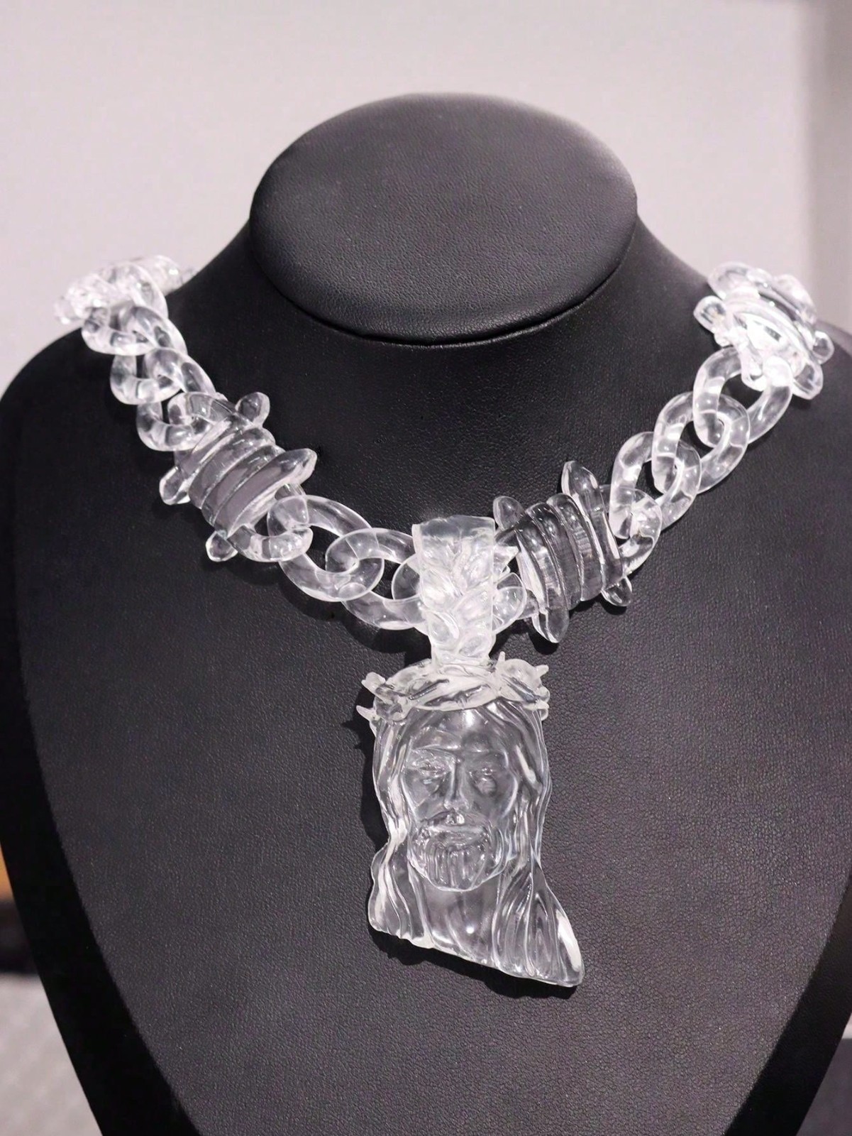 Jesus Portrait Pendant Necklace & 24″ Transparent Acrylic Thorns Chain Necklace