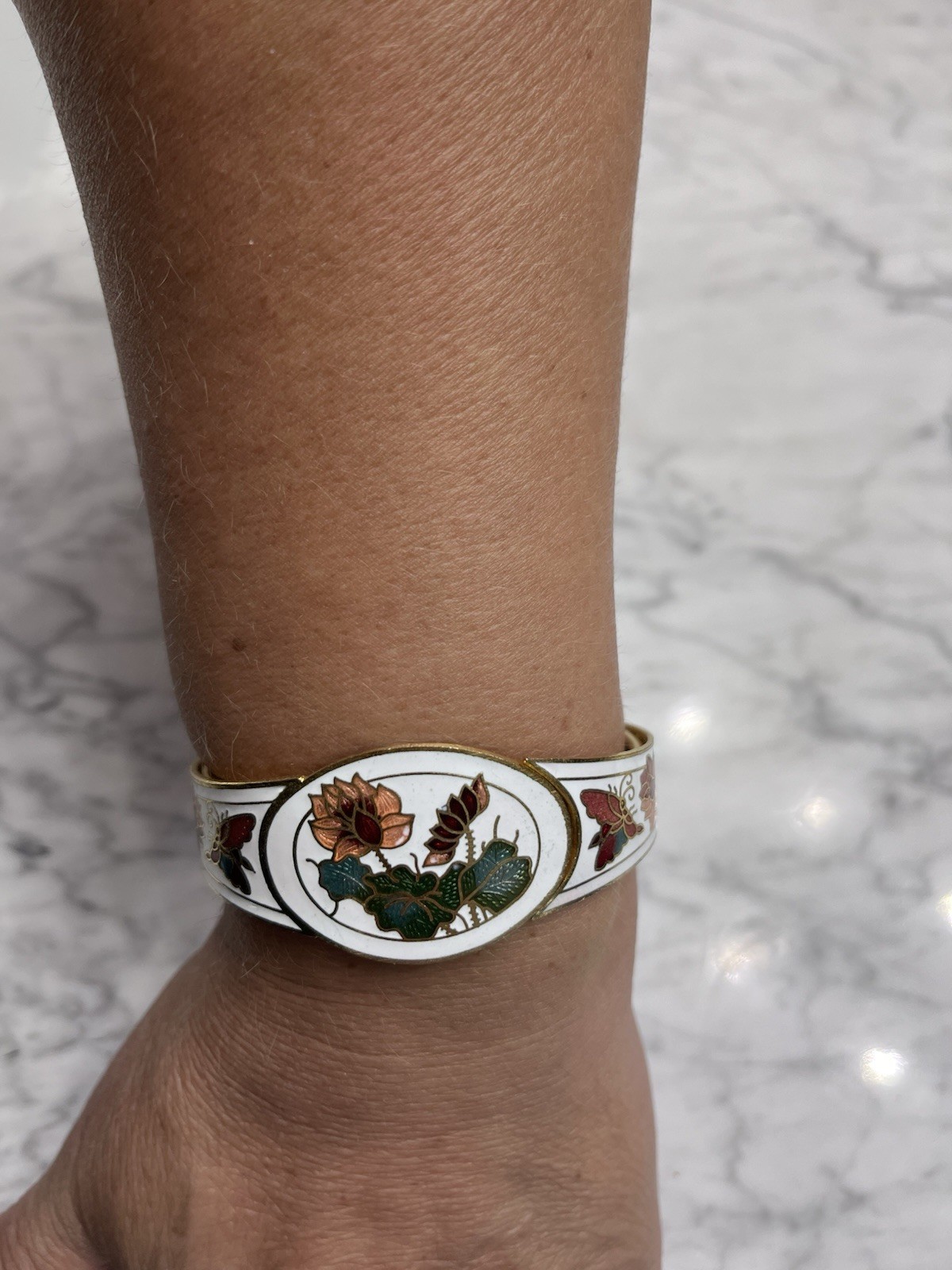 Vintage Butterfly Cloisonné Hinged Clamper Bracelet White Blue Floral 7.5”