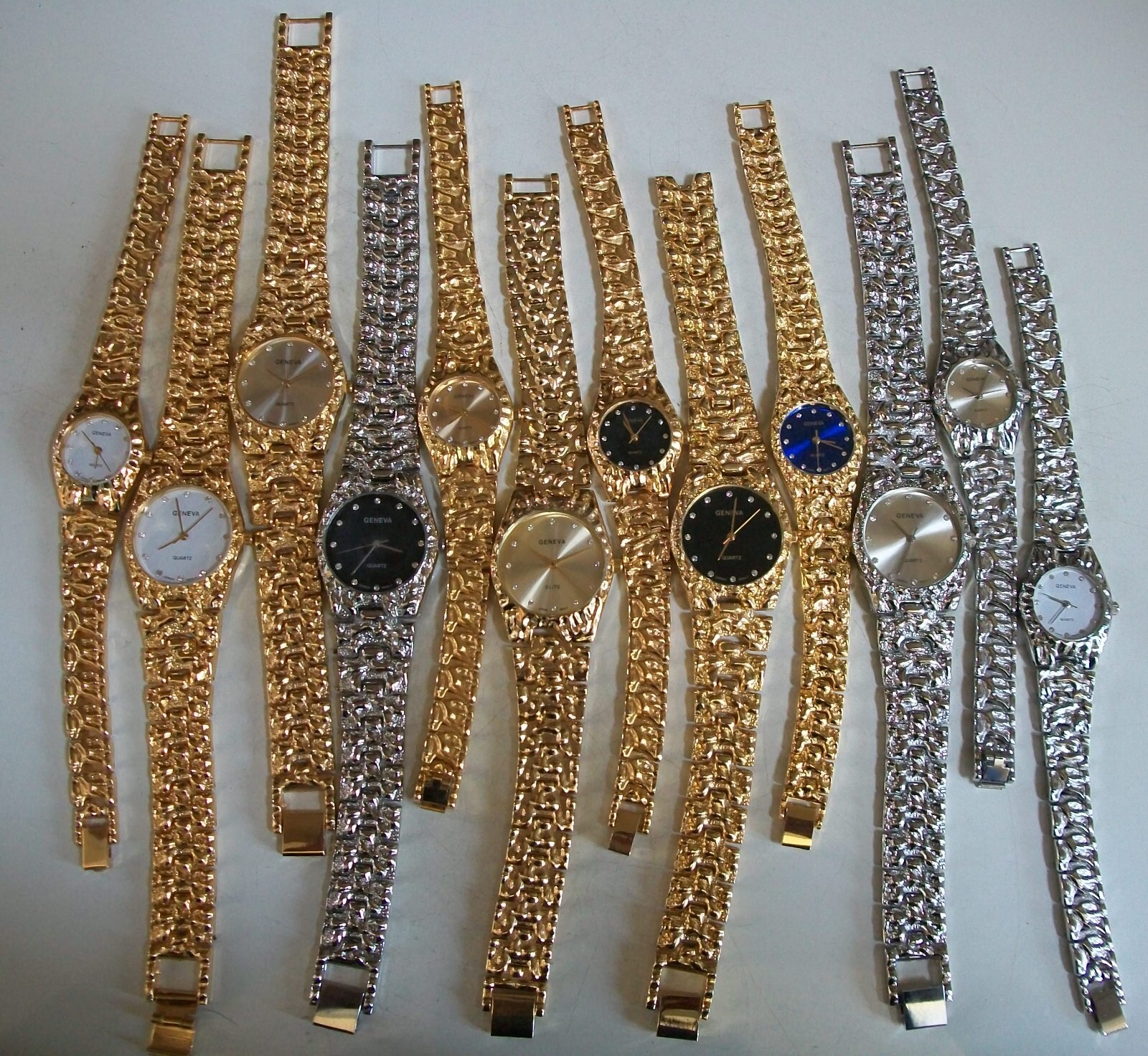 Geneva Gold Or Silver Finish Nugget Style Bracelet Fashion Men Or Women Watch