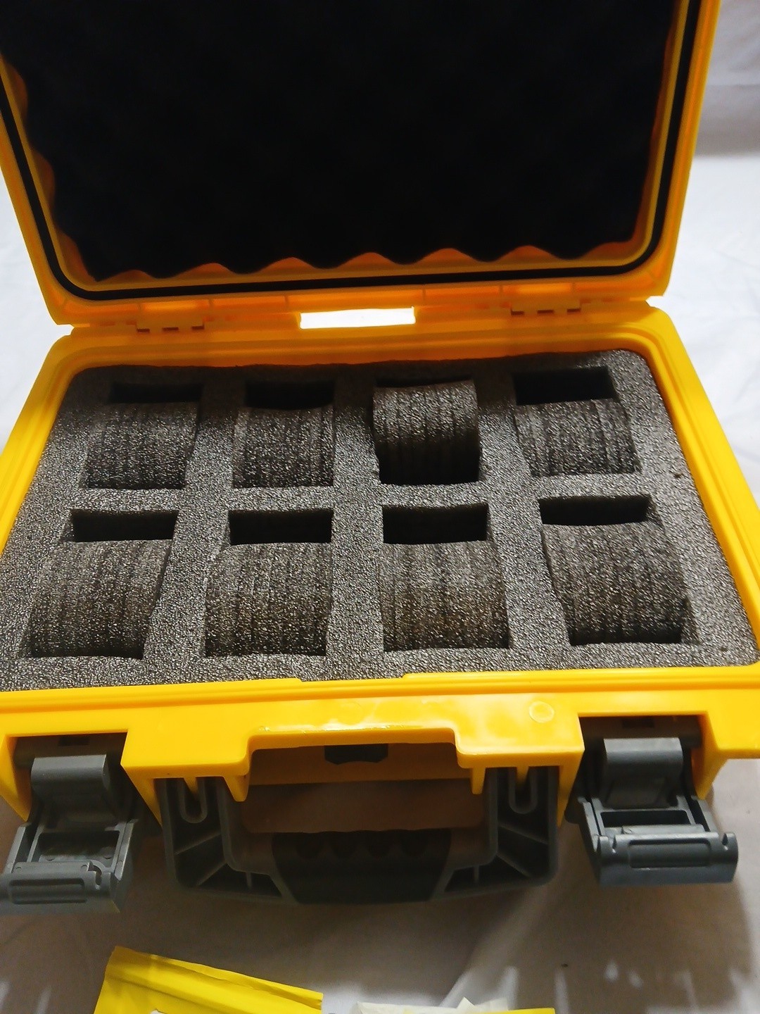 INVICTA 8 SLOT IMPACT Yellow Watch Storage Box Dive Case